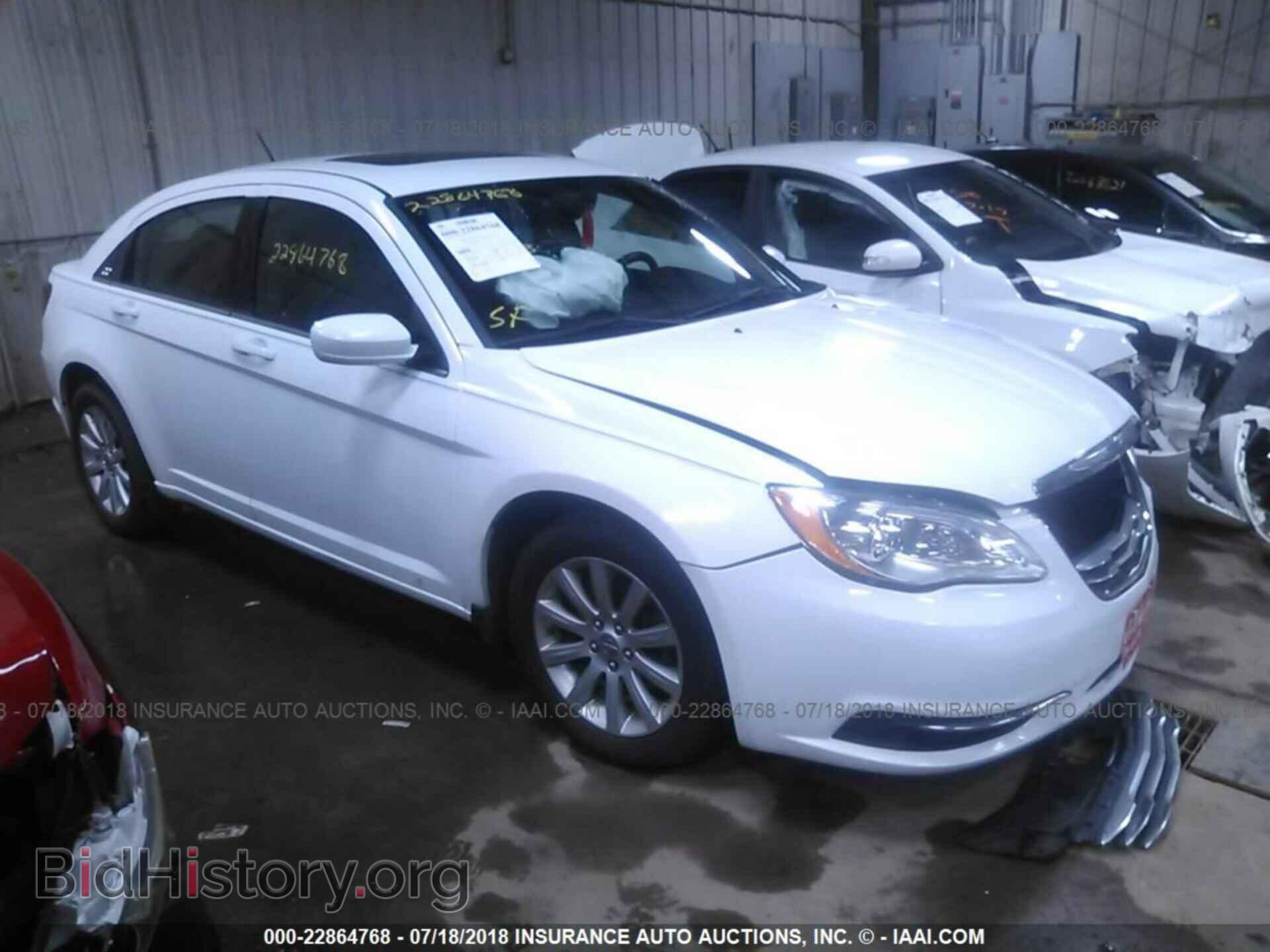 Фотография 1C3CCBBG2CN108254 - Chrysler 200 2012