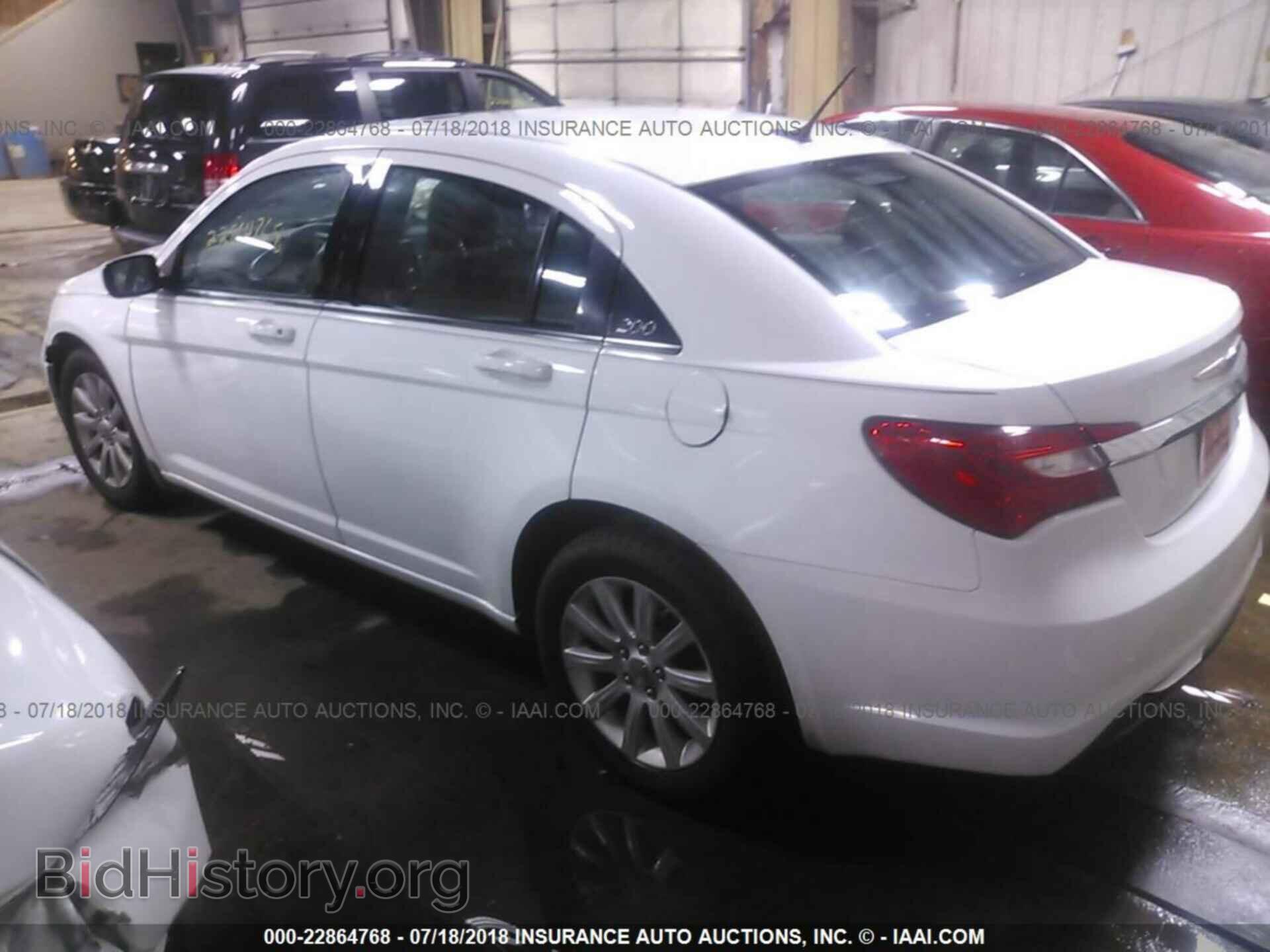 2012 Chrysler 200 - VIN: 1C3CCBBG2CN108254 - Photo 3