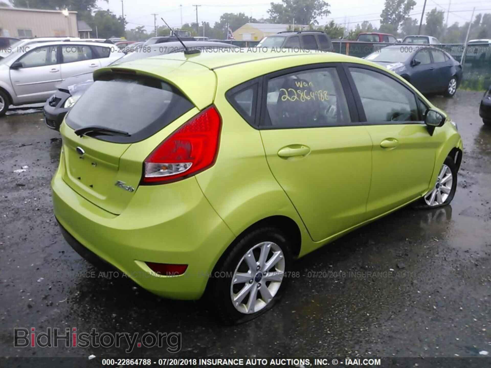 2013 Ford Fiesta - VIN: 3FADP4EJ1DM136667 - Photo 4