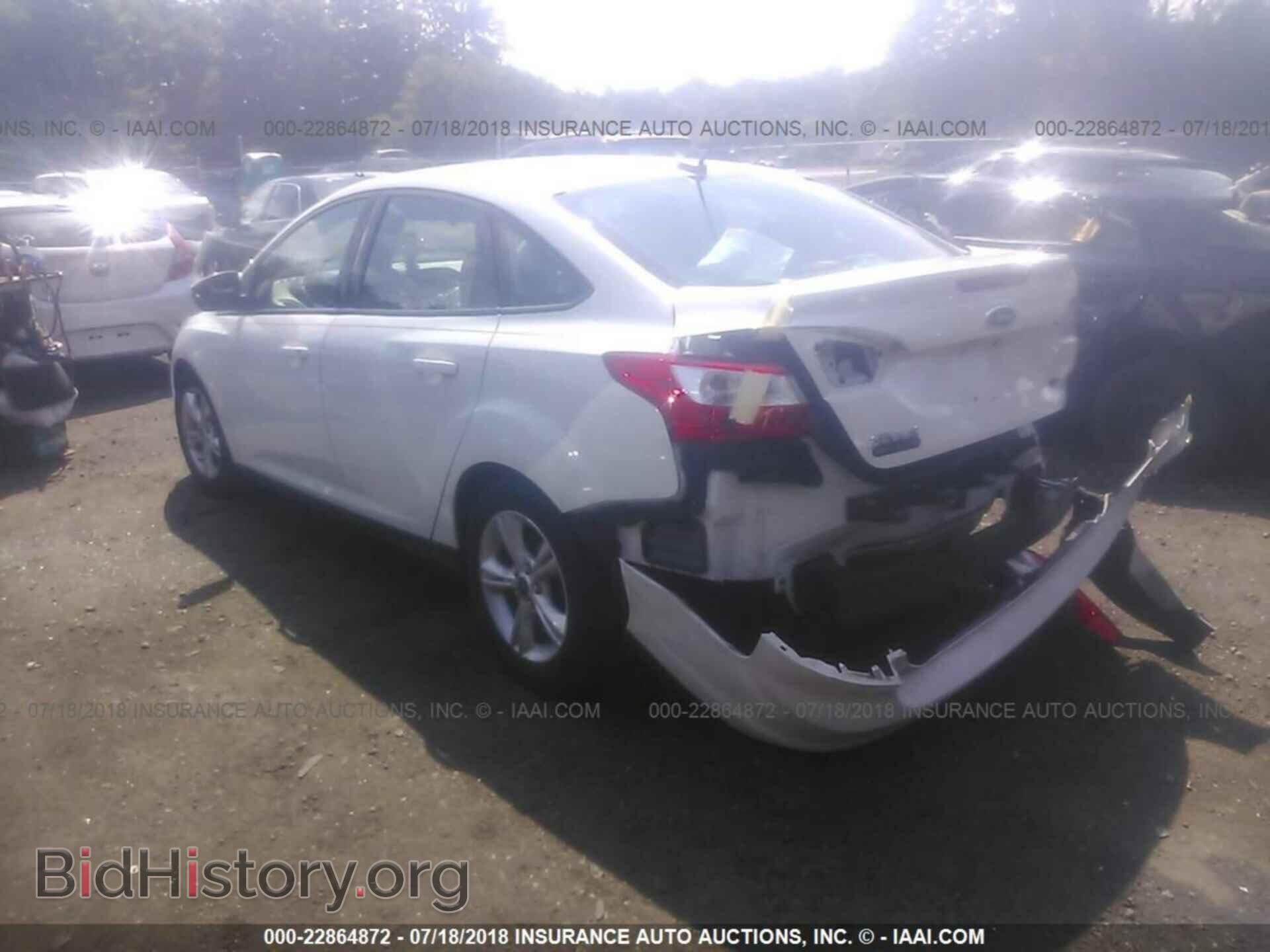 2014 Ford Focus - VIN: 1FADP3F29EL306391 - Photo 3