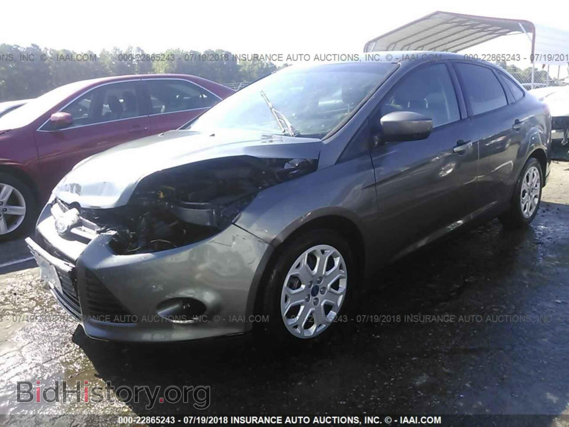 2012 Ford Focus - VIN: 1FAHP3F2XCL252288 - Photo 2