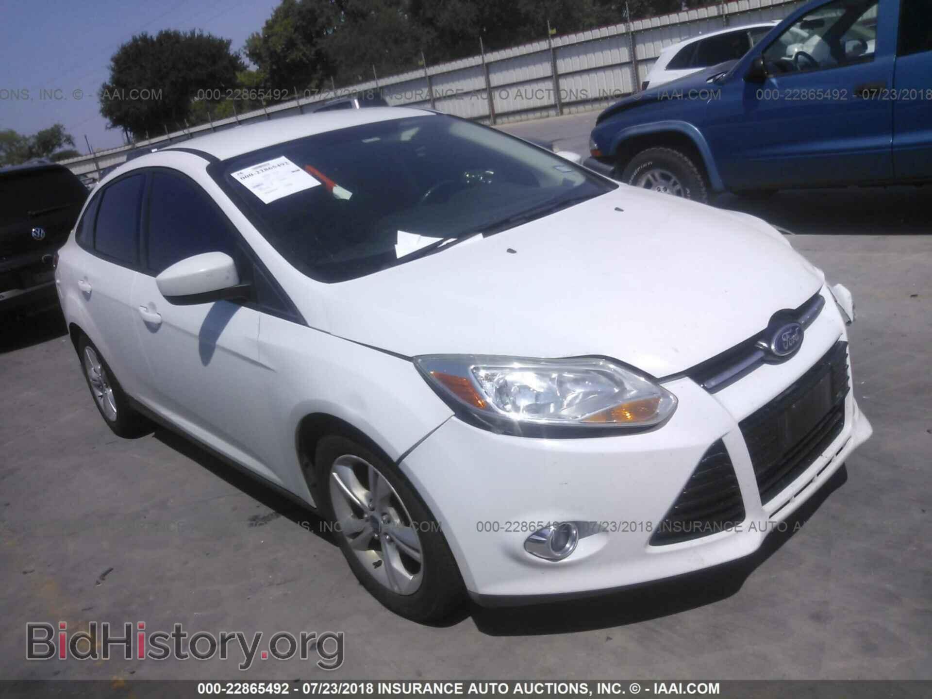 Фотография 1FAHP3F27CL403328 - Ford Focus 2012
