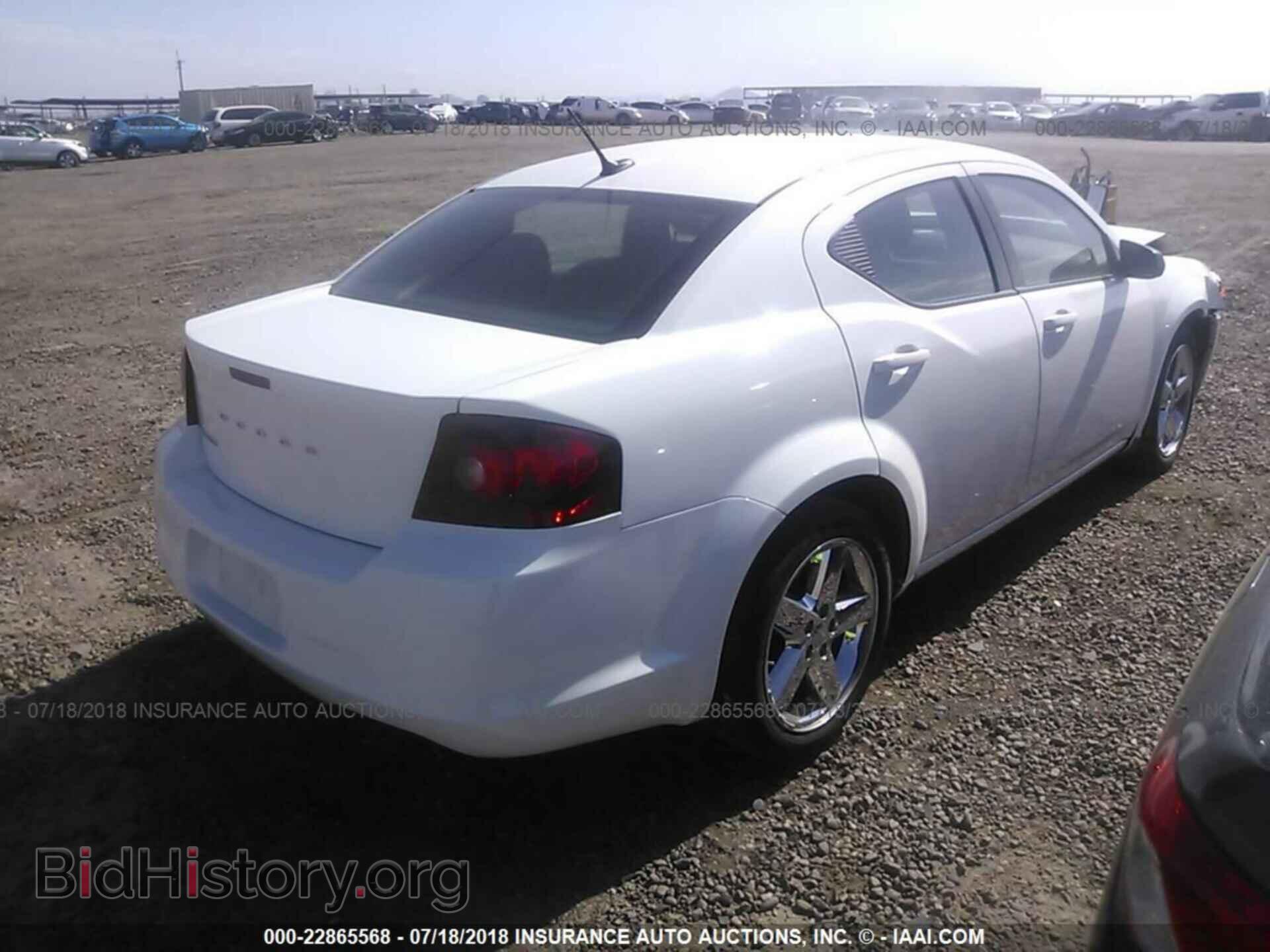 2013 Dodge Avenger - VIN: 1C3CDZAB3DN566060 - Photo 4