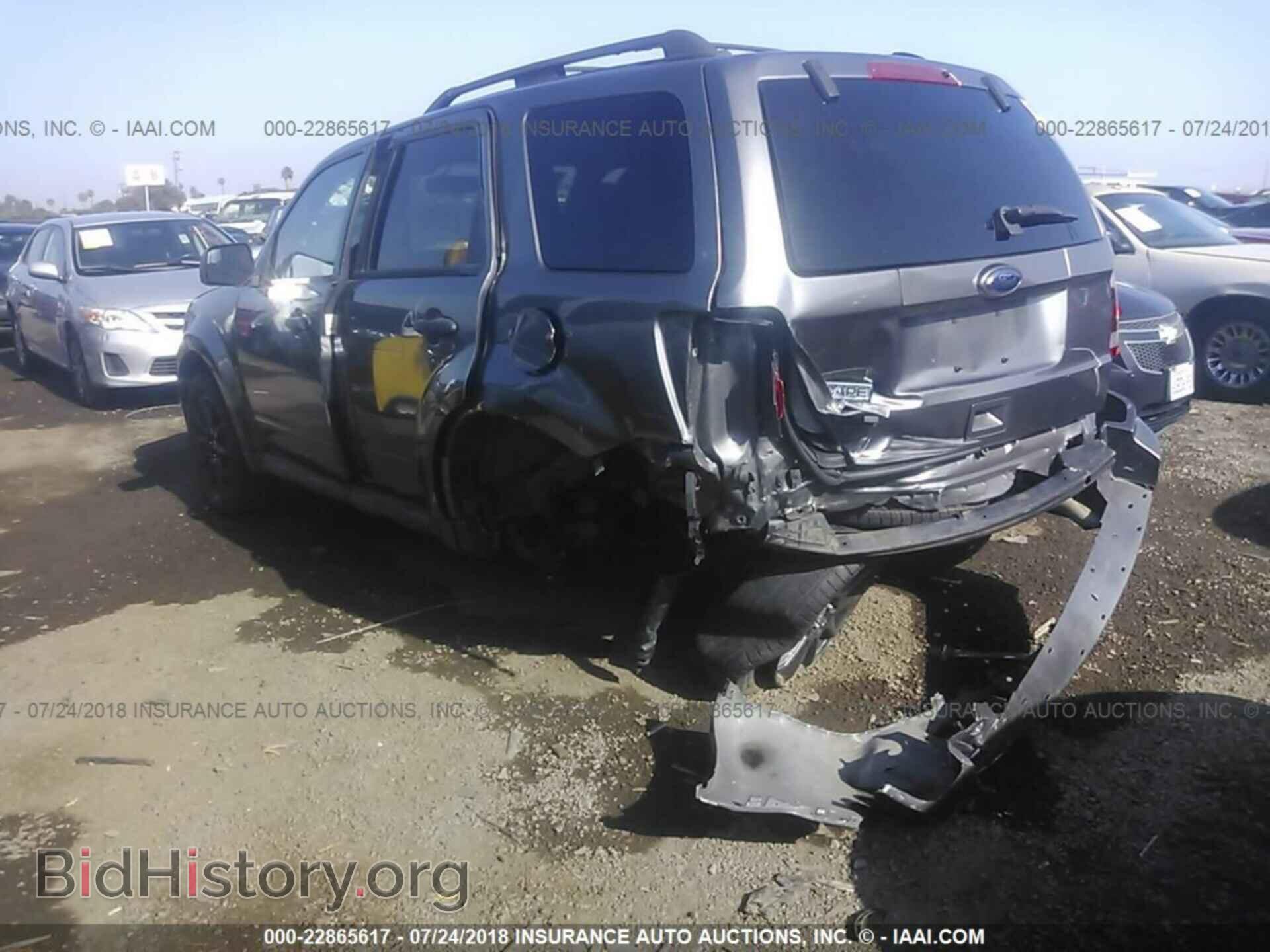 2012 Ford Escape - VIN: 1FMCU0D75CKA76391 - Photo 3