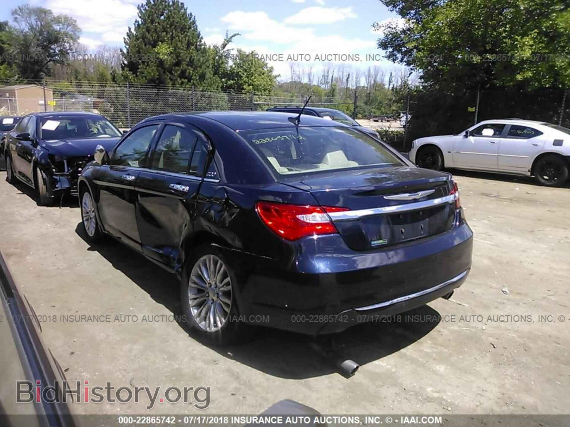 2012 Chrysler 200 - VIN: 1C3CCBCG1CN198138 - Фото 3