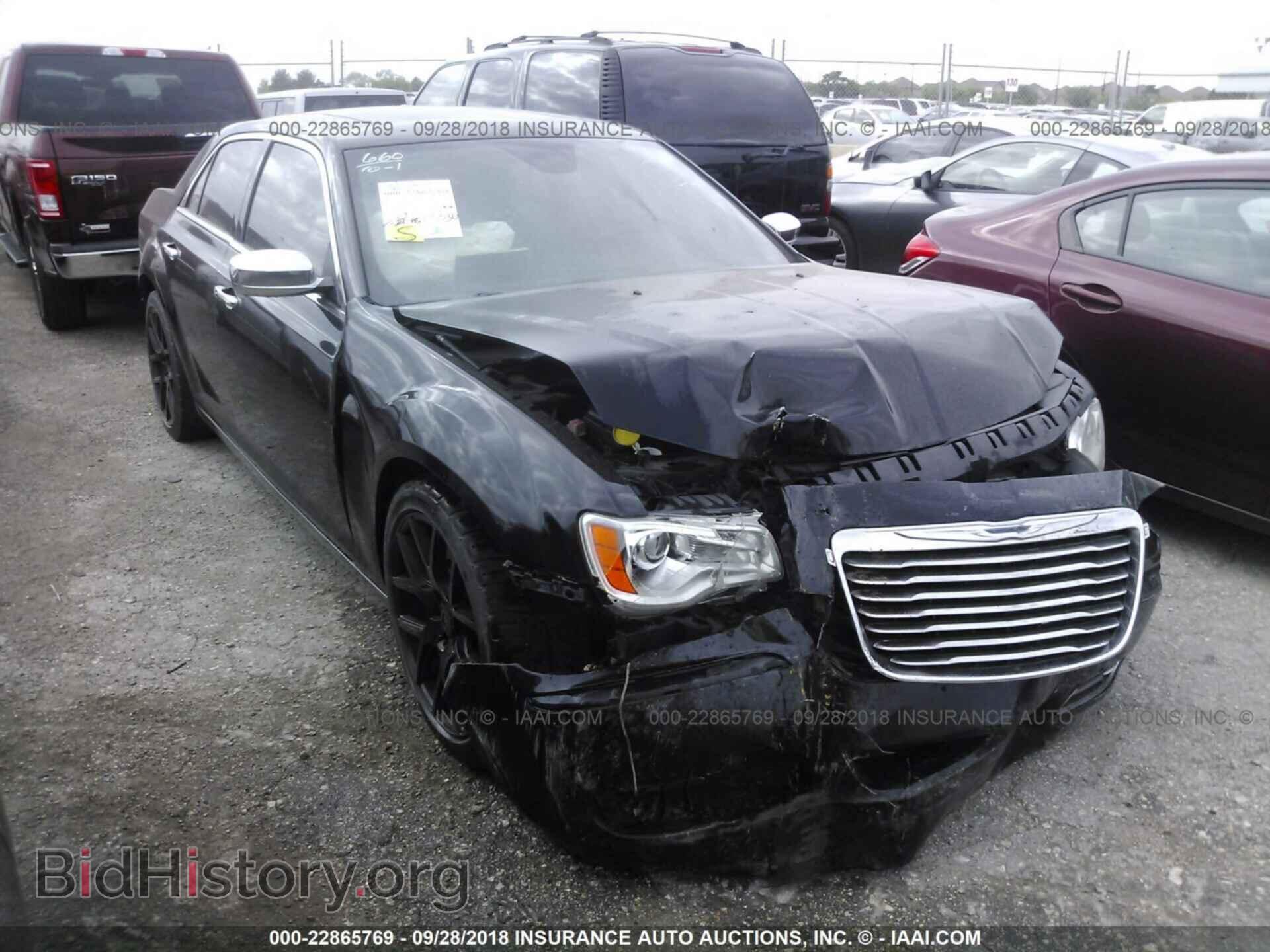 Фотография 2C3CCAET6CH232720 - Chrysler 300c 2012