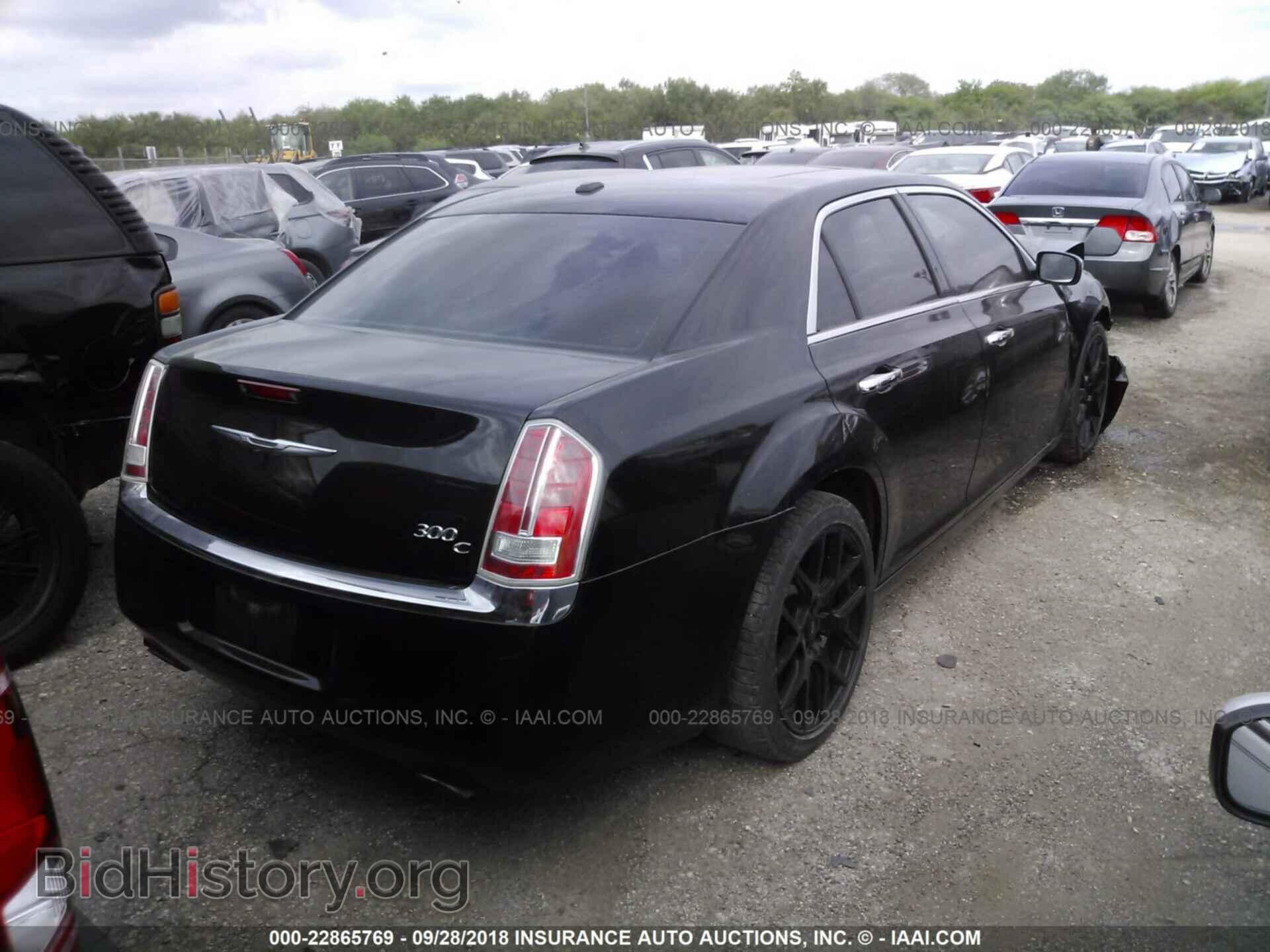 2012 Chrysler 300c - VIN: 2C3CCAET6CH232720 - Фото 4