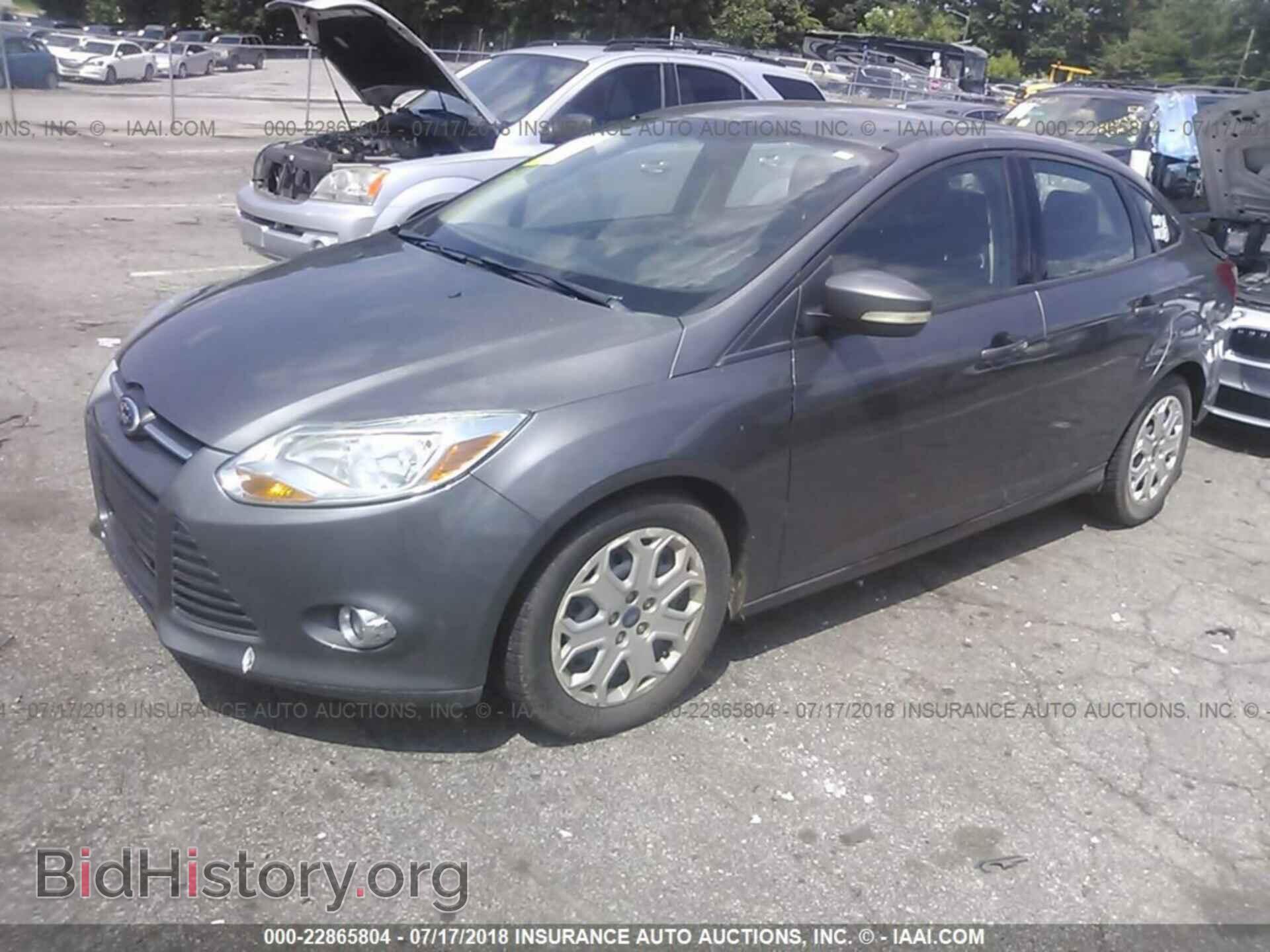 2012 Ford Focus - VIN: 1FAHP3F29CL355394 - Фото 2