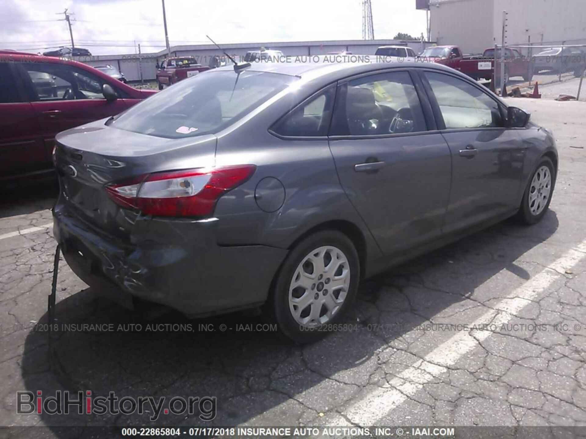 2012 Ford Focus - VIN: 1FAHP3F29CL355394 - Фото 4