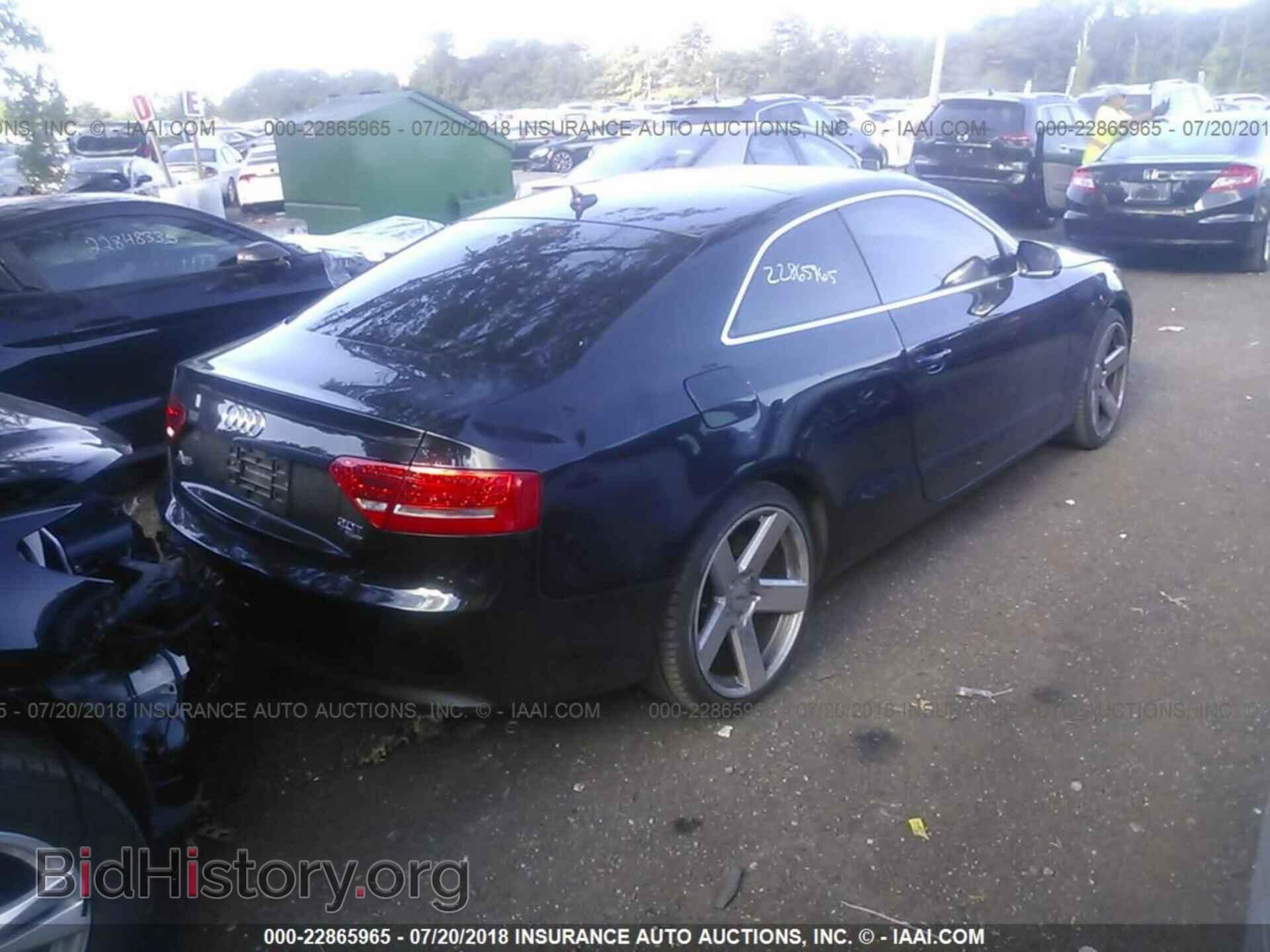 2011 Audi A5 - VIN: WAURFAFR0BA070187 - Photo 4
