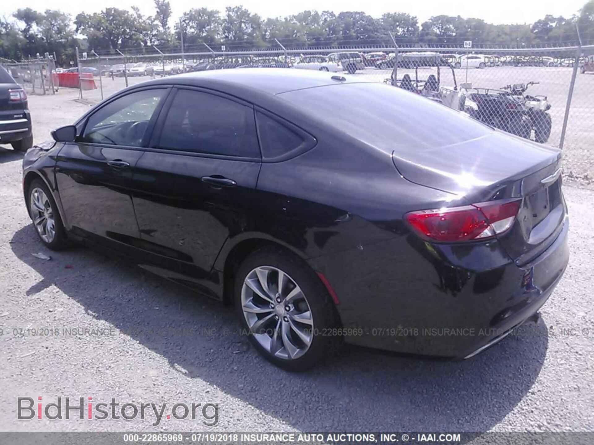 2015 Chrysler 200 - VIN: 1C3CCCBB1FN555043 - Фото 3