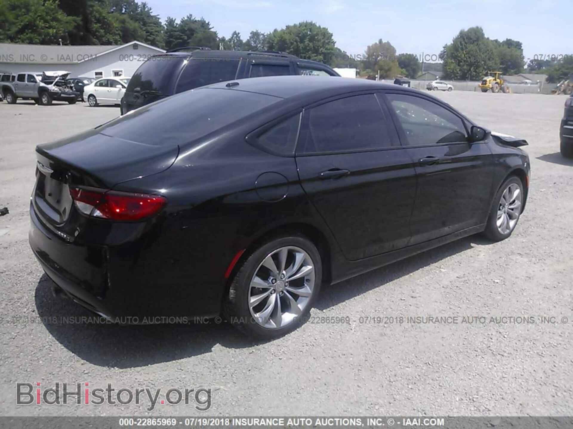 2015 Chrysler 200 - VIN: 1C3CCCBB1FN555043 - Фото 4