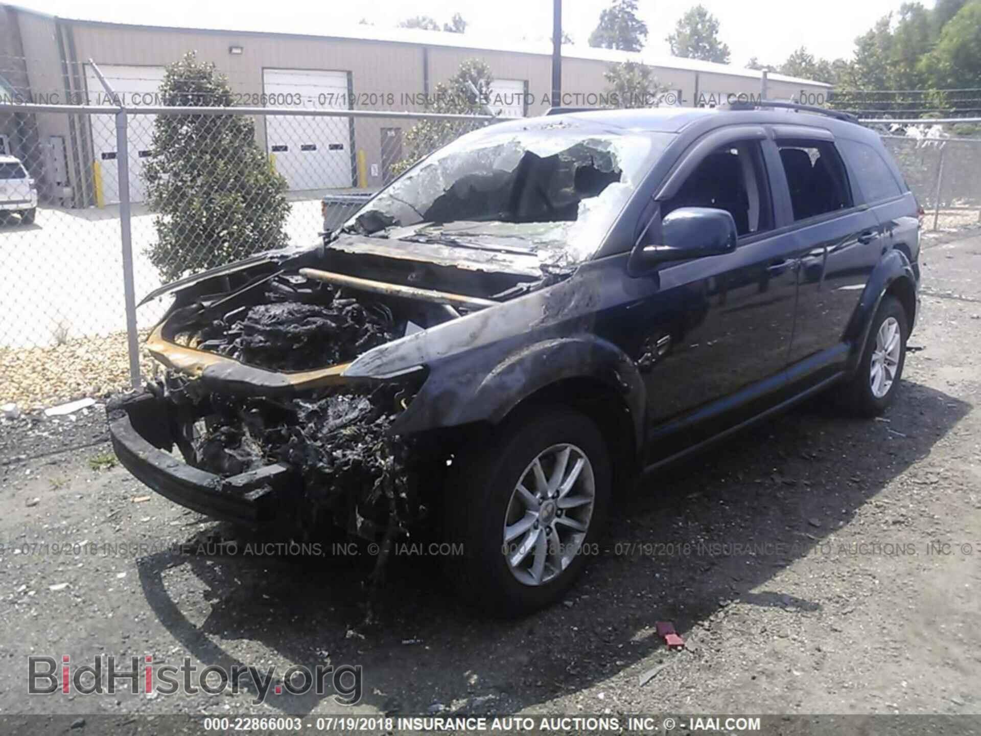 2014 Dodge Journey - VIN: 3C4PDDBG9ET251386 - Фото 2