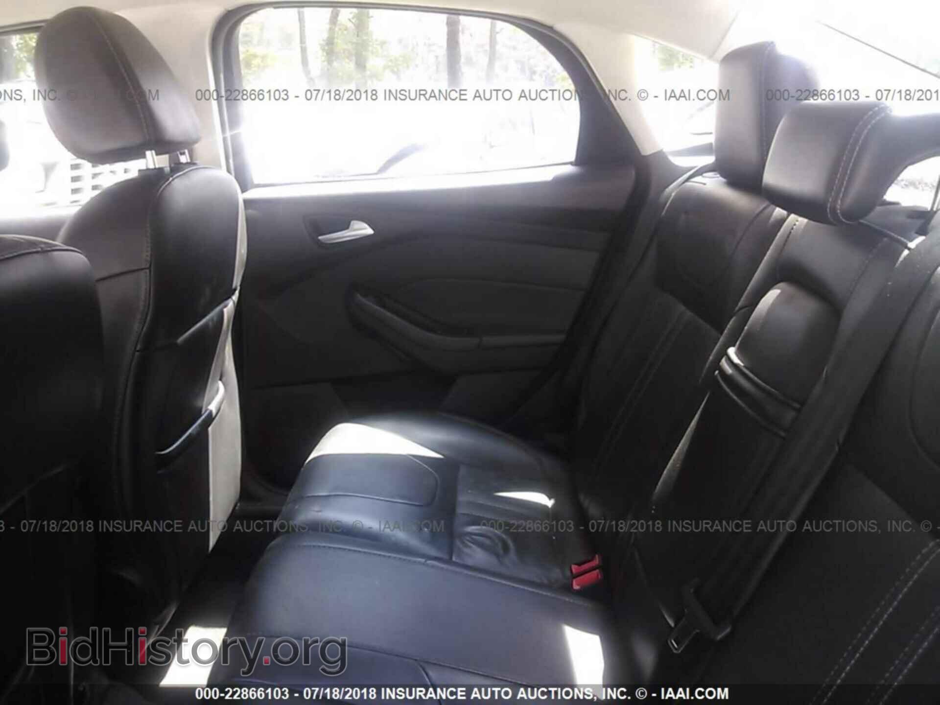 2013 Ford Focus - VIN: 1FADP3F28DL117617 - Photo 8