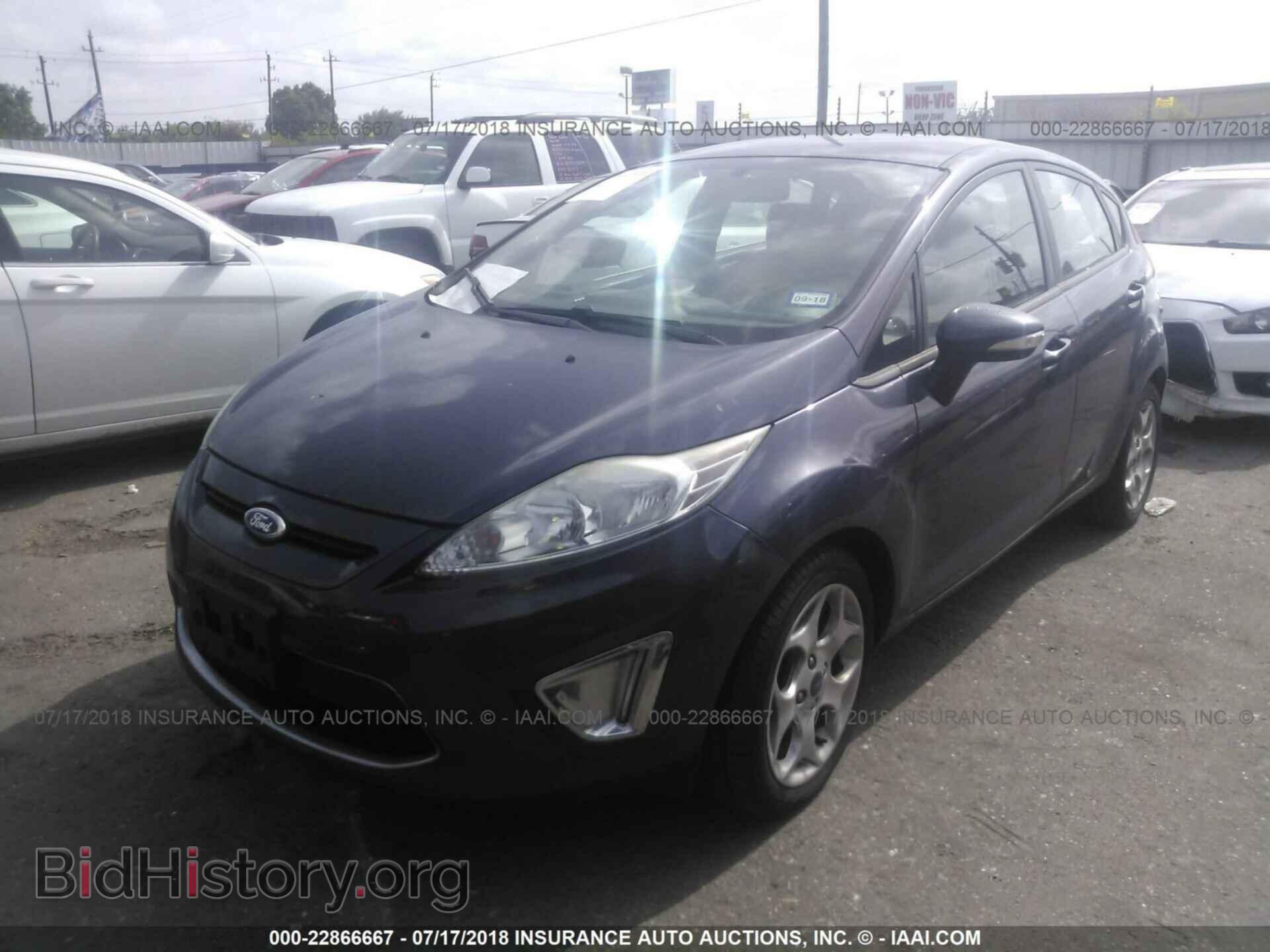 2012 Ford Fiesta - VIN: 3FADP4FJ0CM115158 - Фото 2