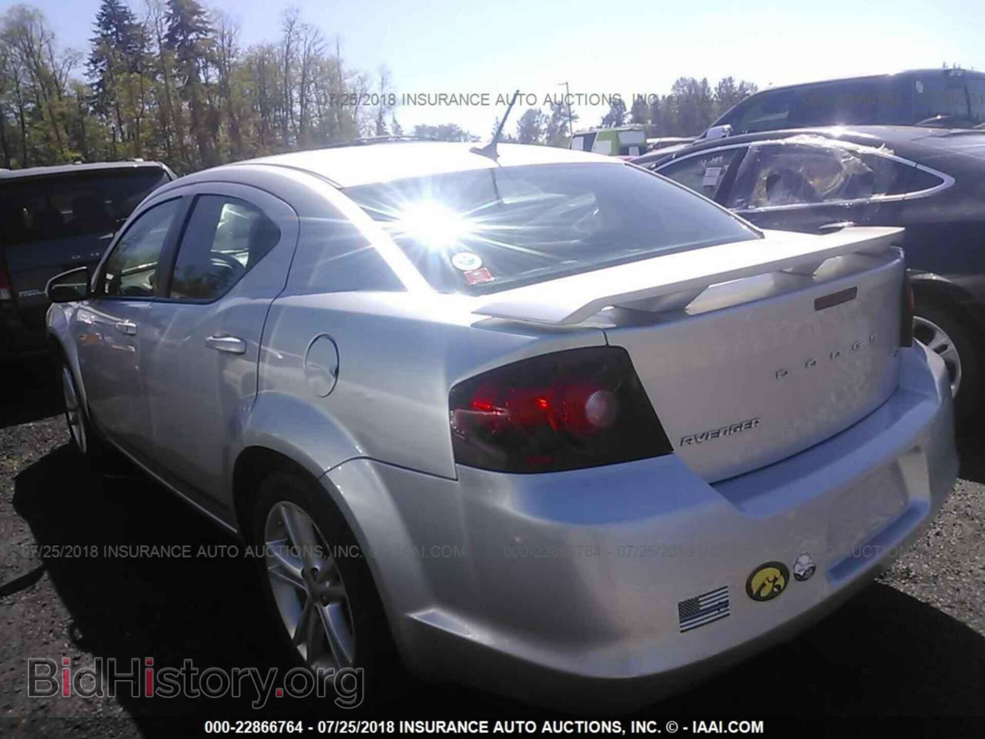 2011 Dodge Avenger - VIN: 1B3BD1FB5BN561619 - Фото 3