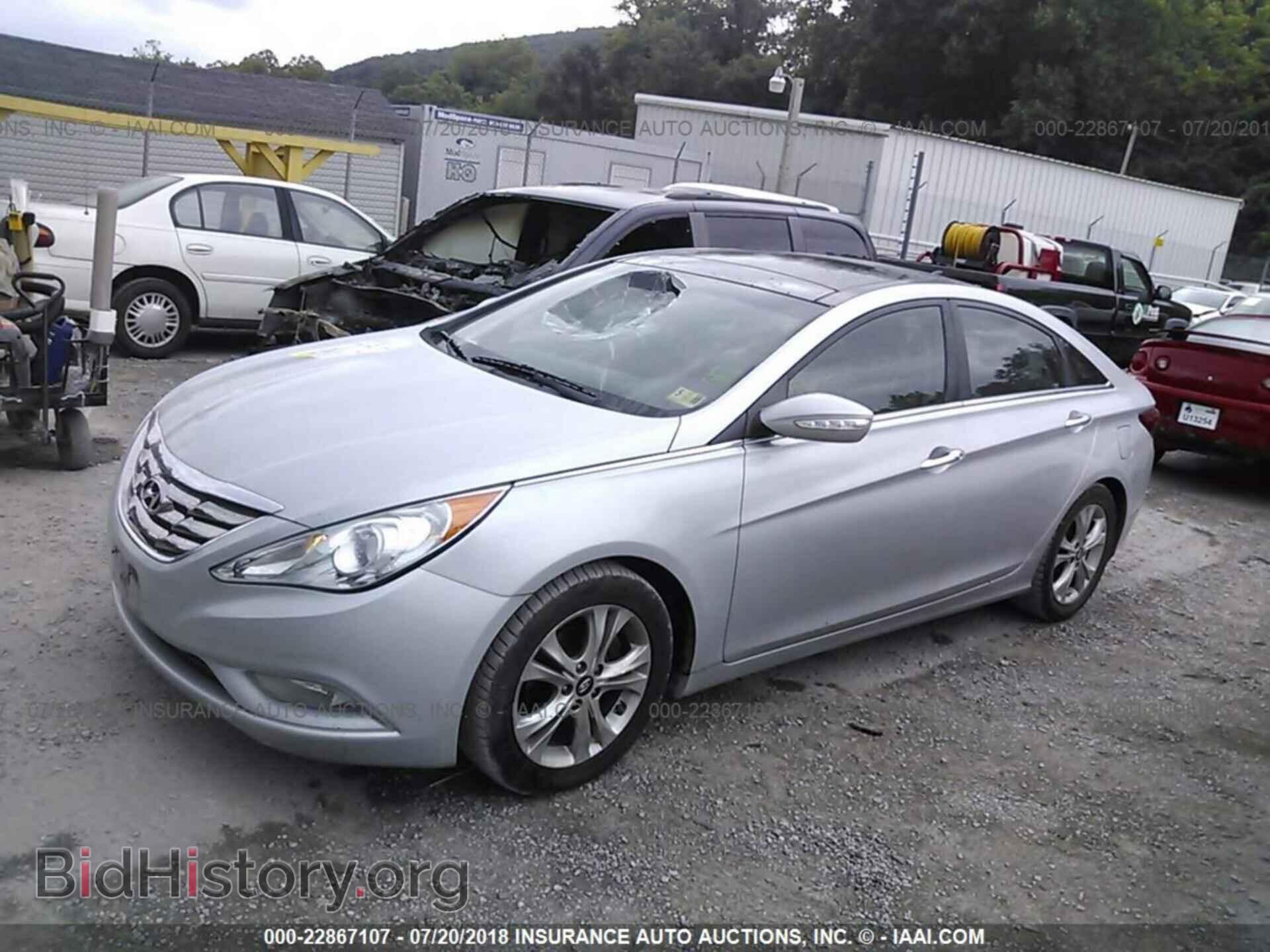 2012 Hyundai Sonata - VIN: 5NPEC4AC1CH498827 - Фото 2