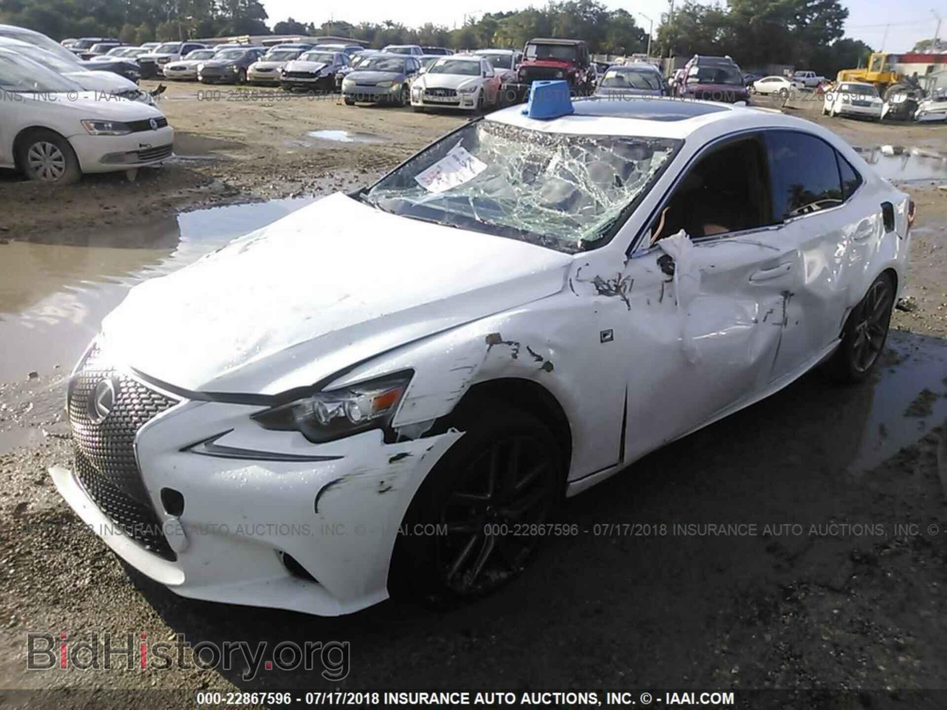 2014 Lexus Is - VIN: JTHBF1D20E5042900 - Photo 2