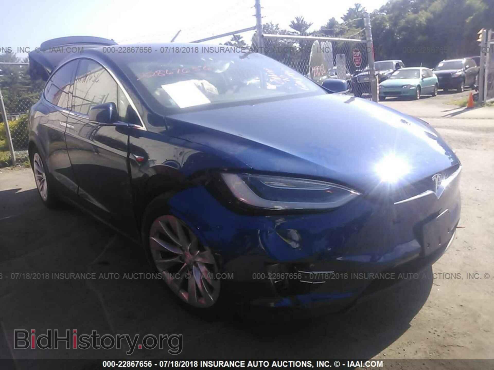 2017 Tesla Model x - VIN: 5YJXCDE28HF049984 - Photo 6