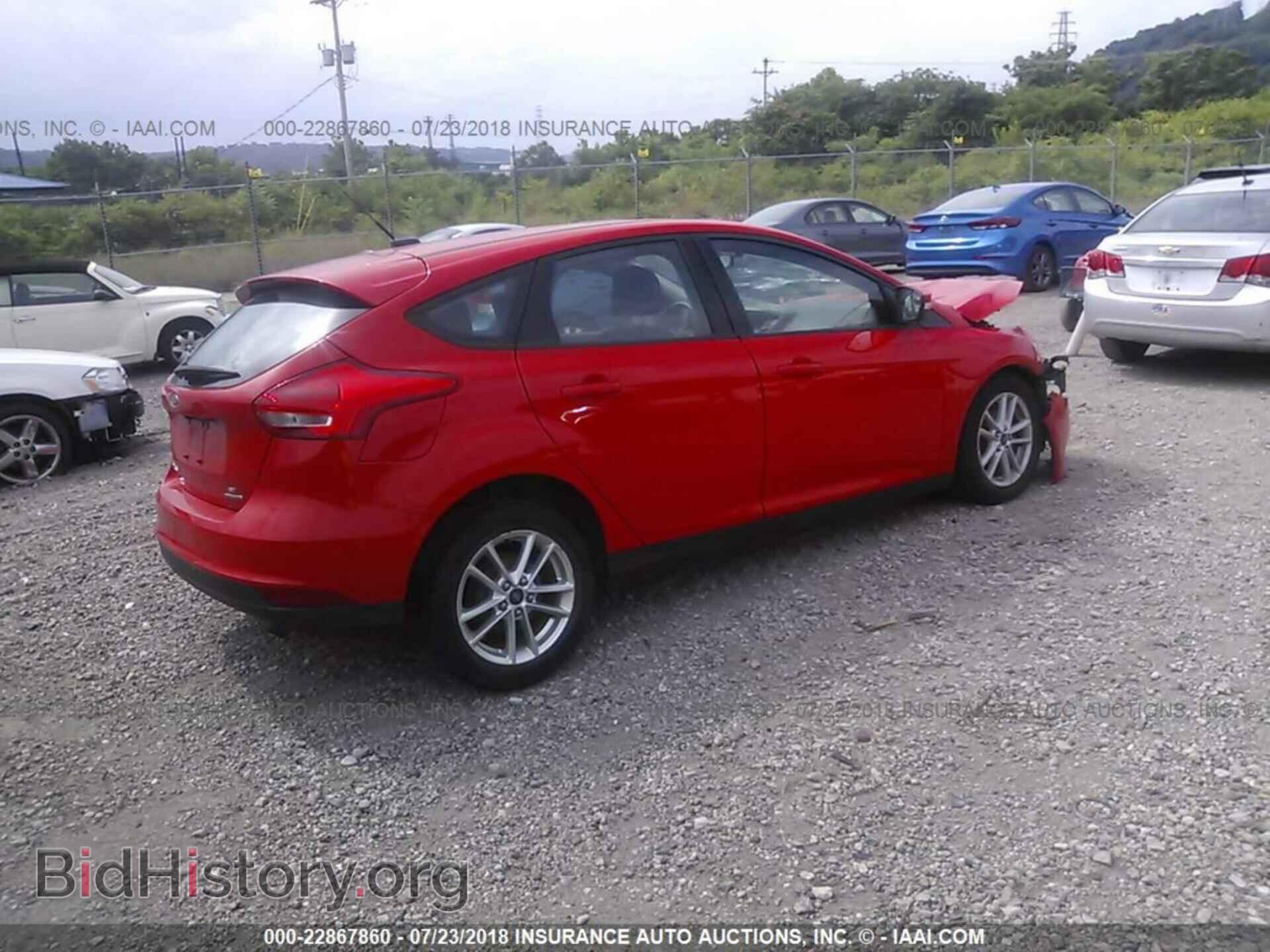 2015 Ford Focus - VIN: 1FADP3K24FL224544 - Photo 4