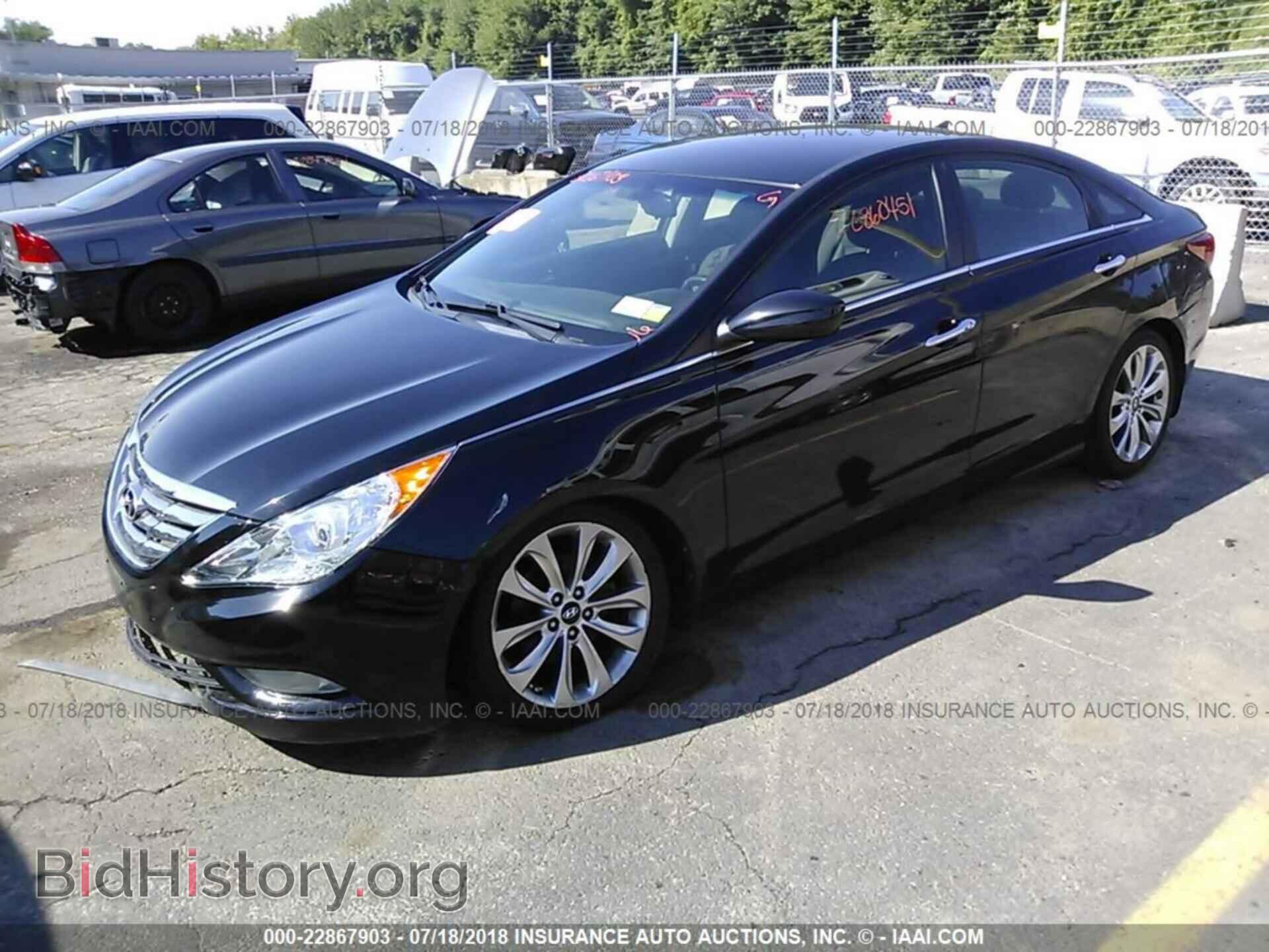 2012 Hyundai Sonata - VIN: 5NPEC4AC7CH413666 - Photo 2
