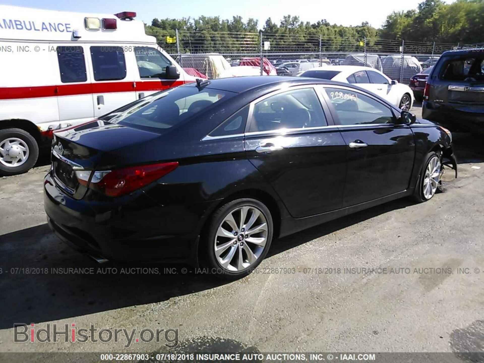 2012 Hyundai Sonata - VIN: 5NPEC4AC7CH413666 - Photo 4