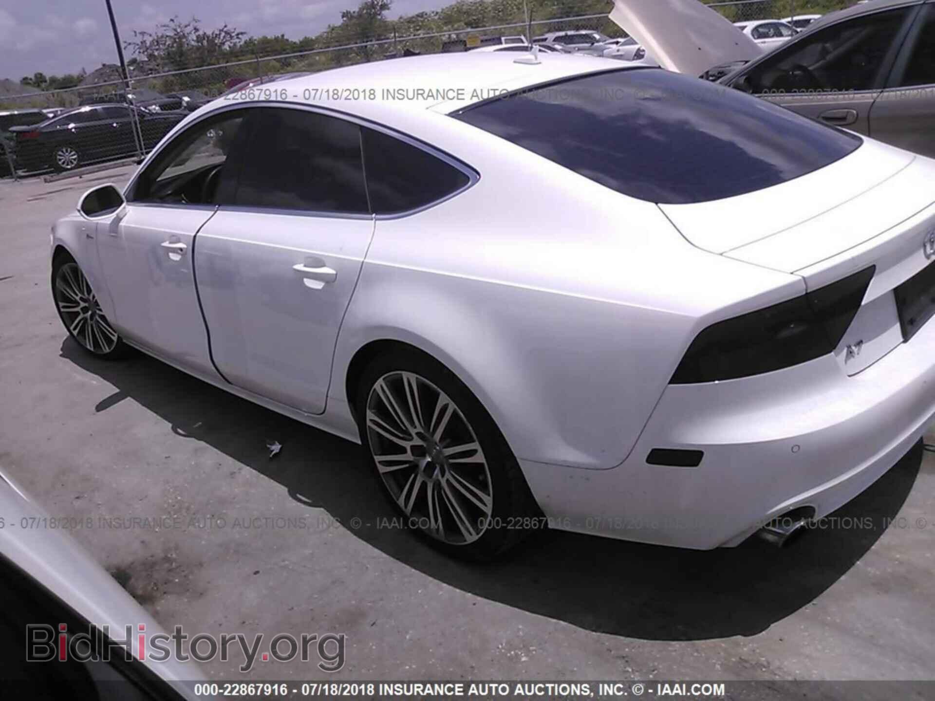 2012 Audi A7 - VIN: WAUSGAFC5CN008689 - Photo 3