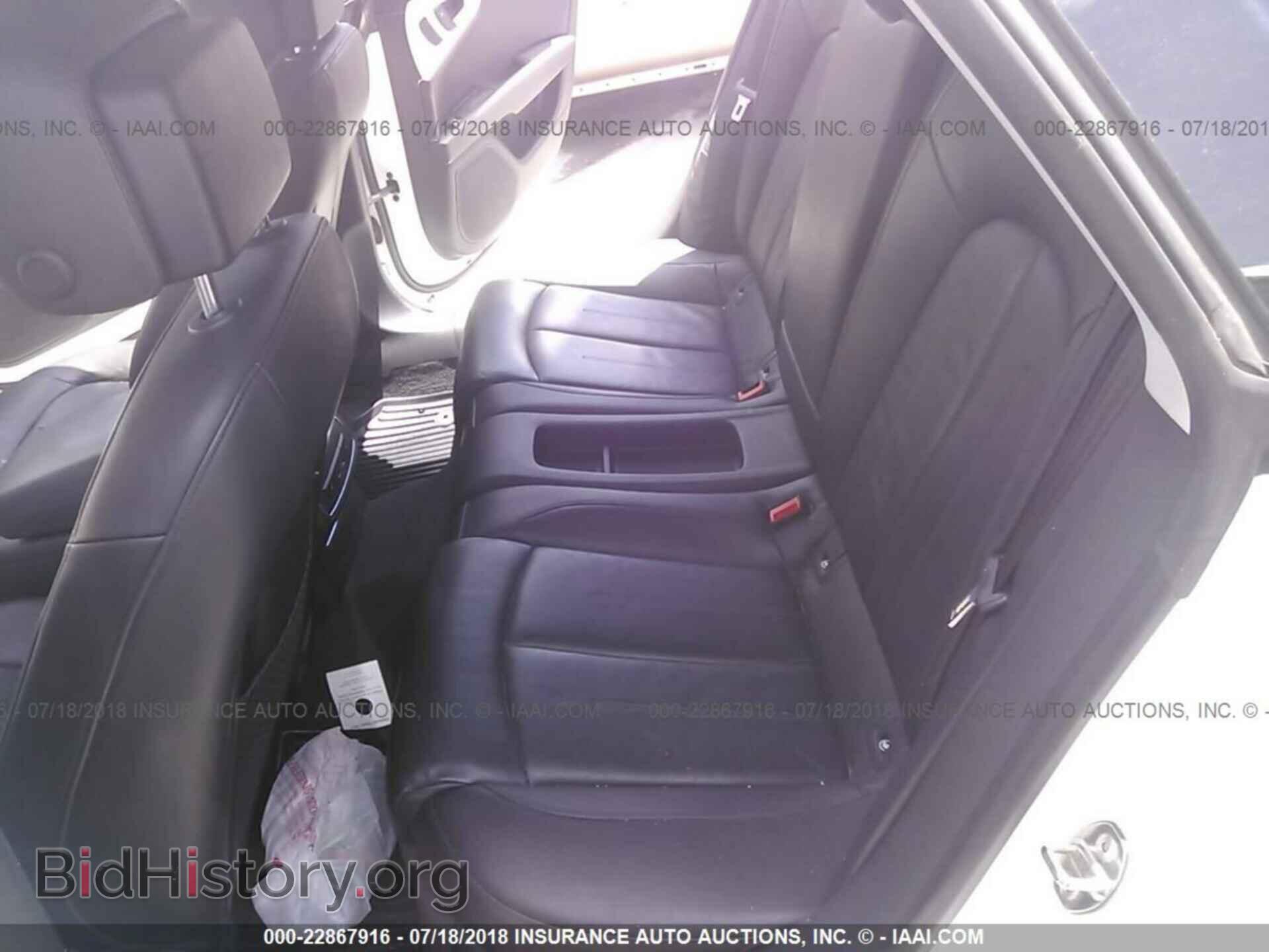 2012 Audi A7 - VIN: WAUSGAFC5CN008689 - Photo 8