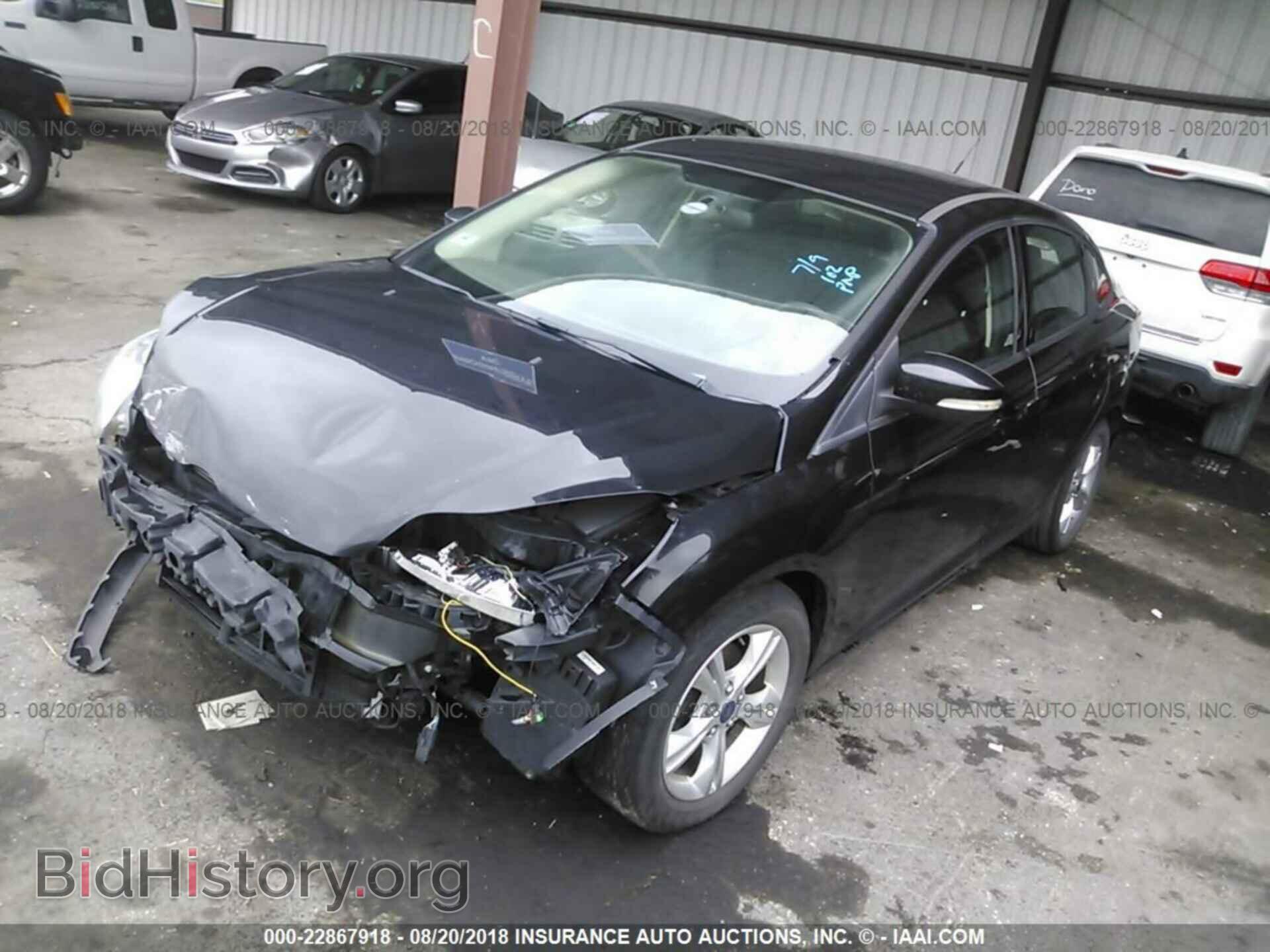 2013 Ford Focus - VIN: 1FADP3F22DL119041 - Photo 2