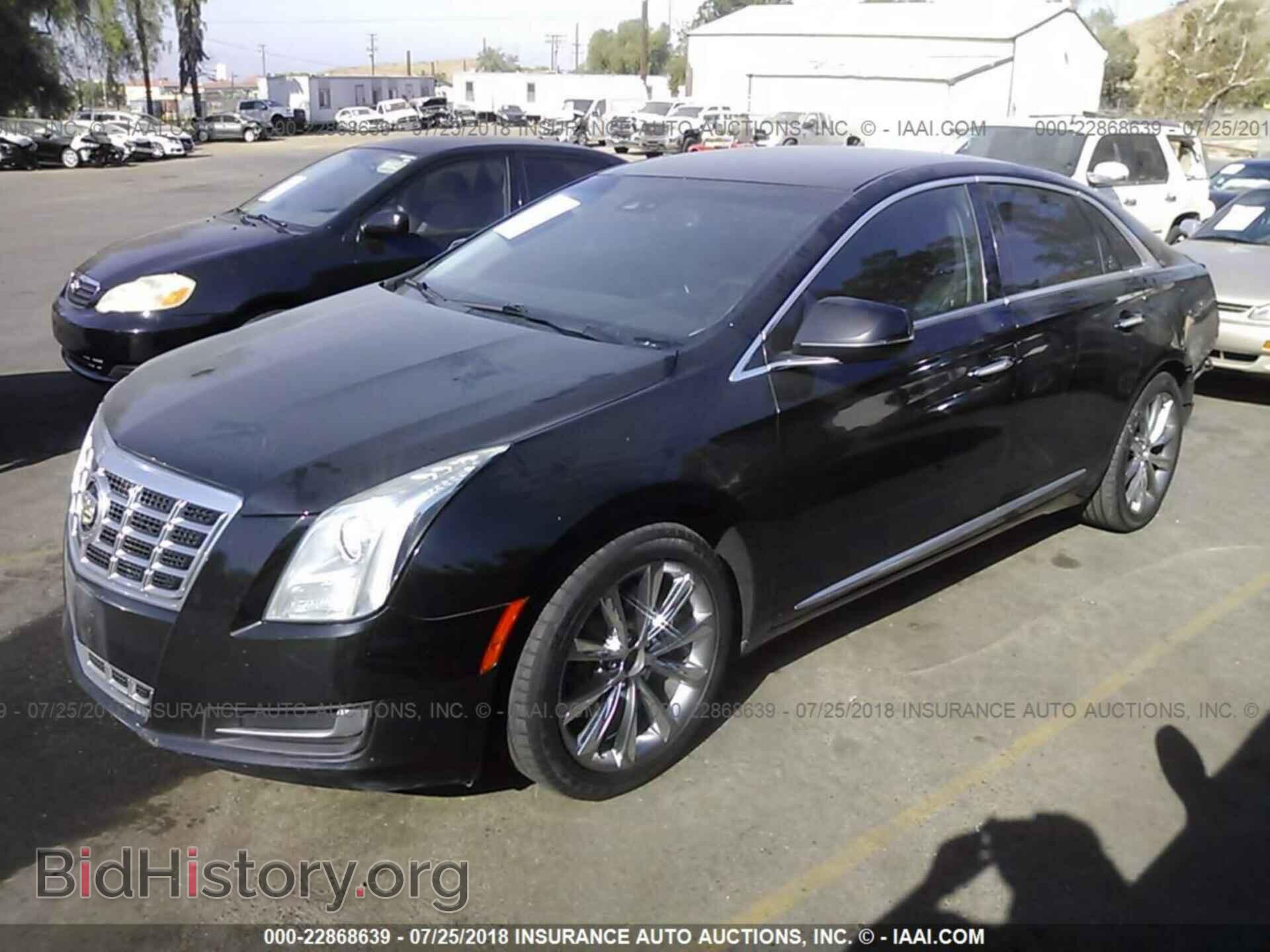 2013 Cadillac Xts - VIN: 2G61W5S33D9110112 - Photo 2