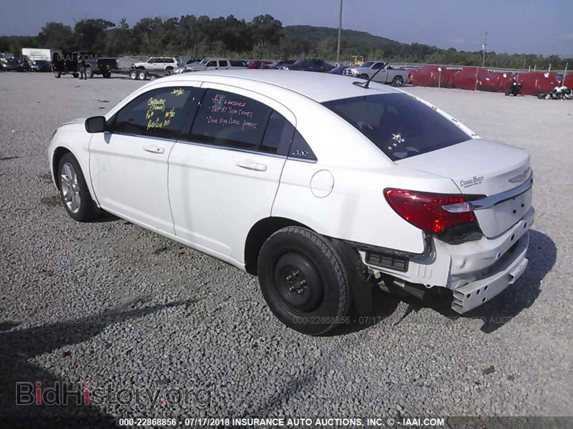 2013 Chrysler 200 - VIN: 1C3CCBBB2DN631649 - Фото 3