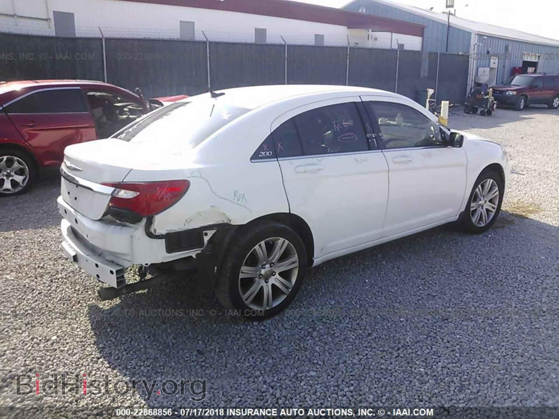 2013 Chrysler 200 - VIN: 1C3CCBBB2DN631649 - Фото 4