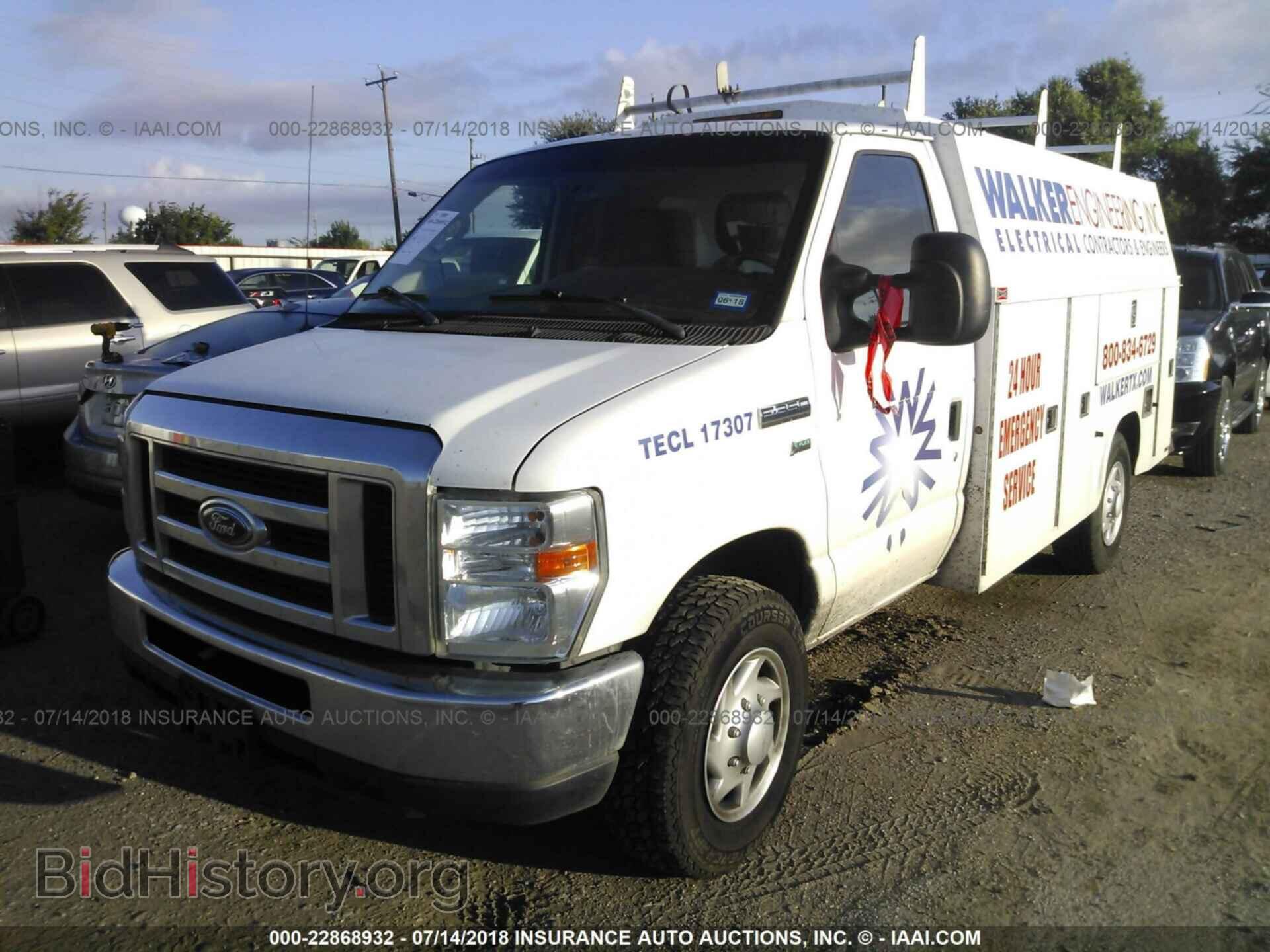 2012 Ford Econoline - VIN: 1FDSE3FL1CDA95481 - Фото 2