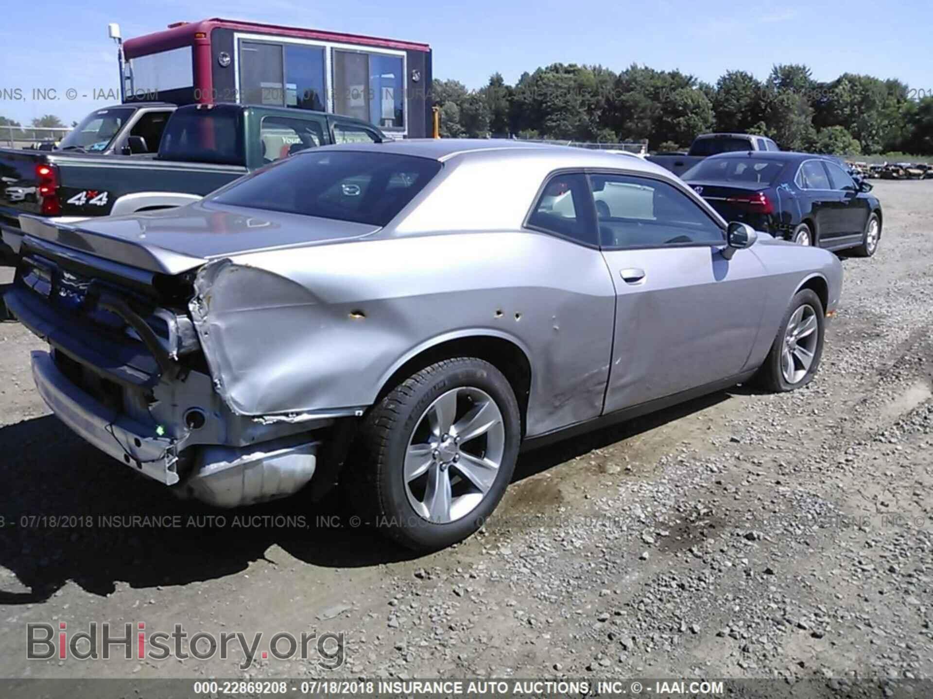 2018 Dodge Challenger - VIN: 2C3CDZAG3JH270214 - Photo 4