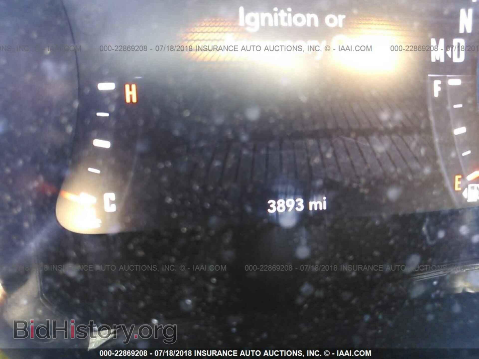 2018 Dodge Challenger - VIN: 2C3CDZAG3JH270214 - Photo 7