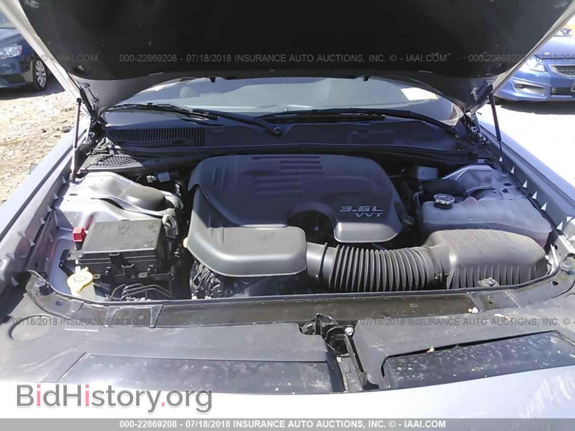 2018 Dodge Challenger - VIN: 2C3CDZAG3JH270214 - Photo 10