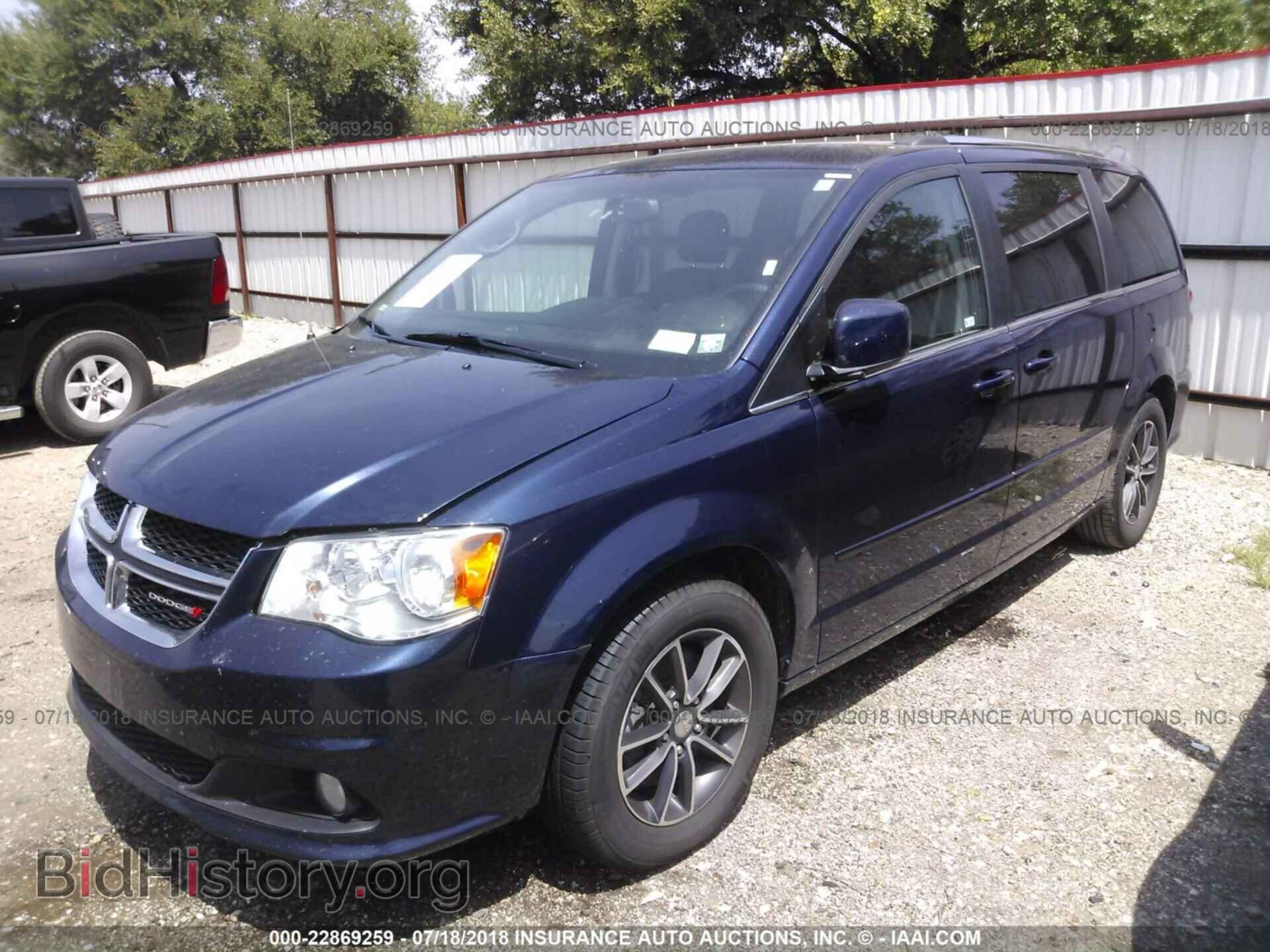 2017 Dodge Grand caravan - VIN: 2C4RDGCG1HR825396 - Фото 2