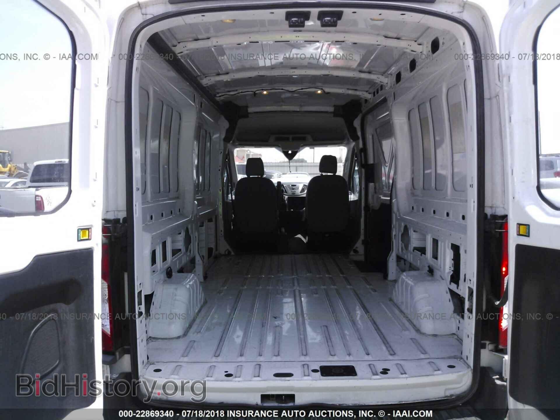 2016 Ford Transit - VIN: 1FTYR2CM7GKB22064 - Фото 8
