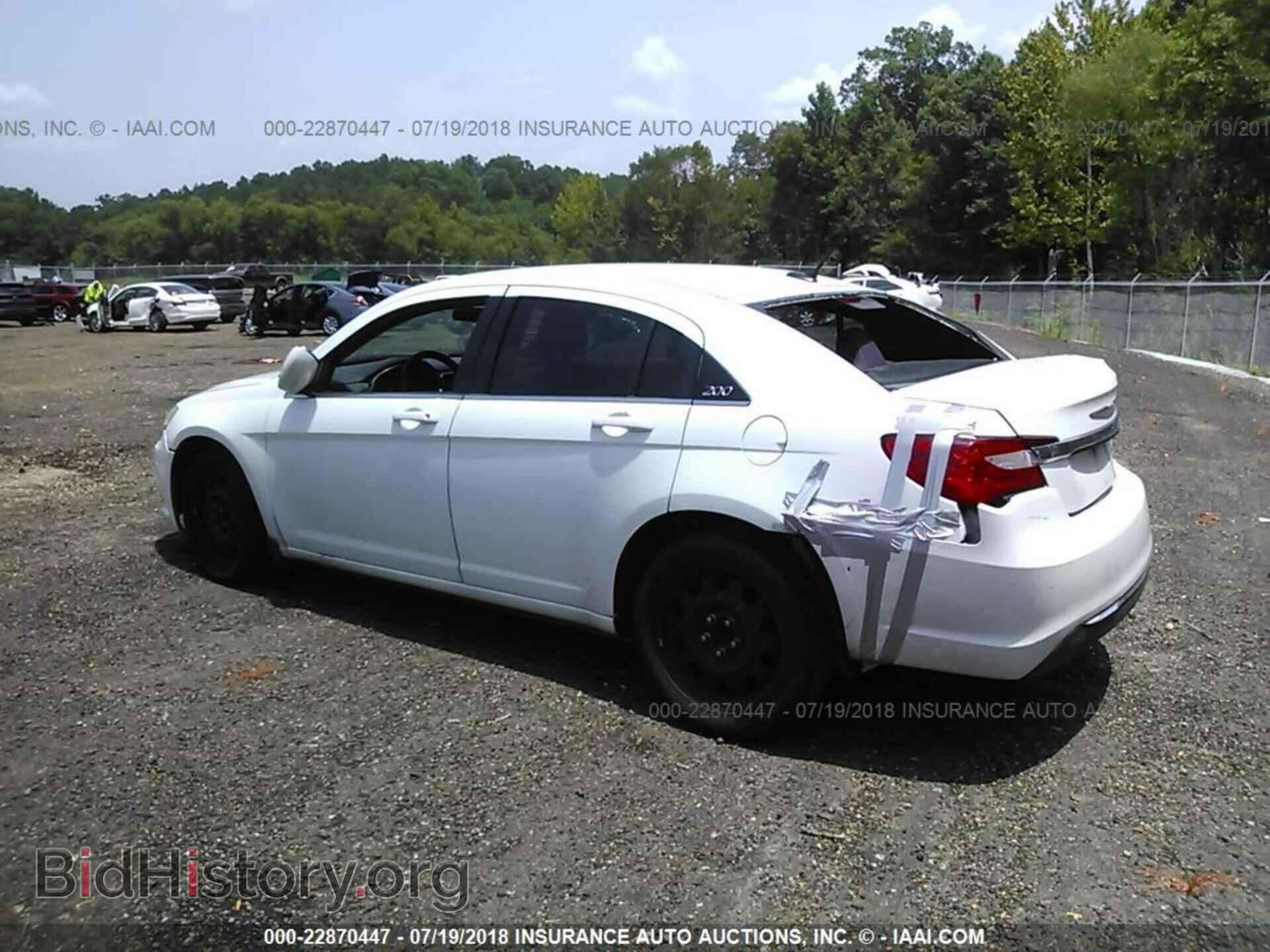 2012 Chrysler 200 - VIN: 1C3CCBAB4CN223203 - Photo 3