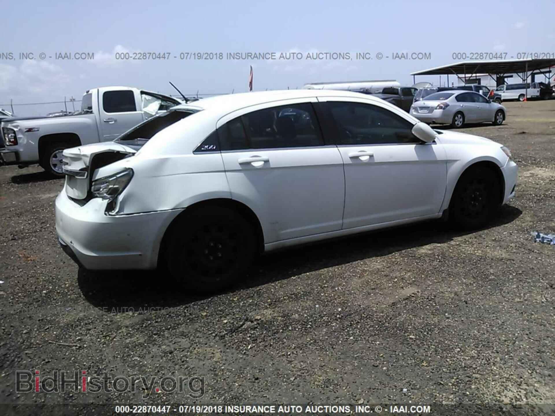 2012 Chrysler 200 - VIN: 1C3CCBAB4CN223203 - Photo 4