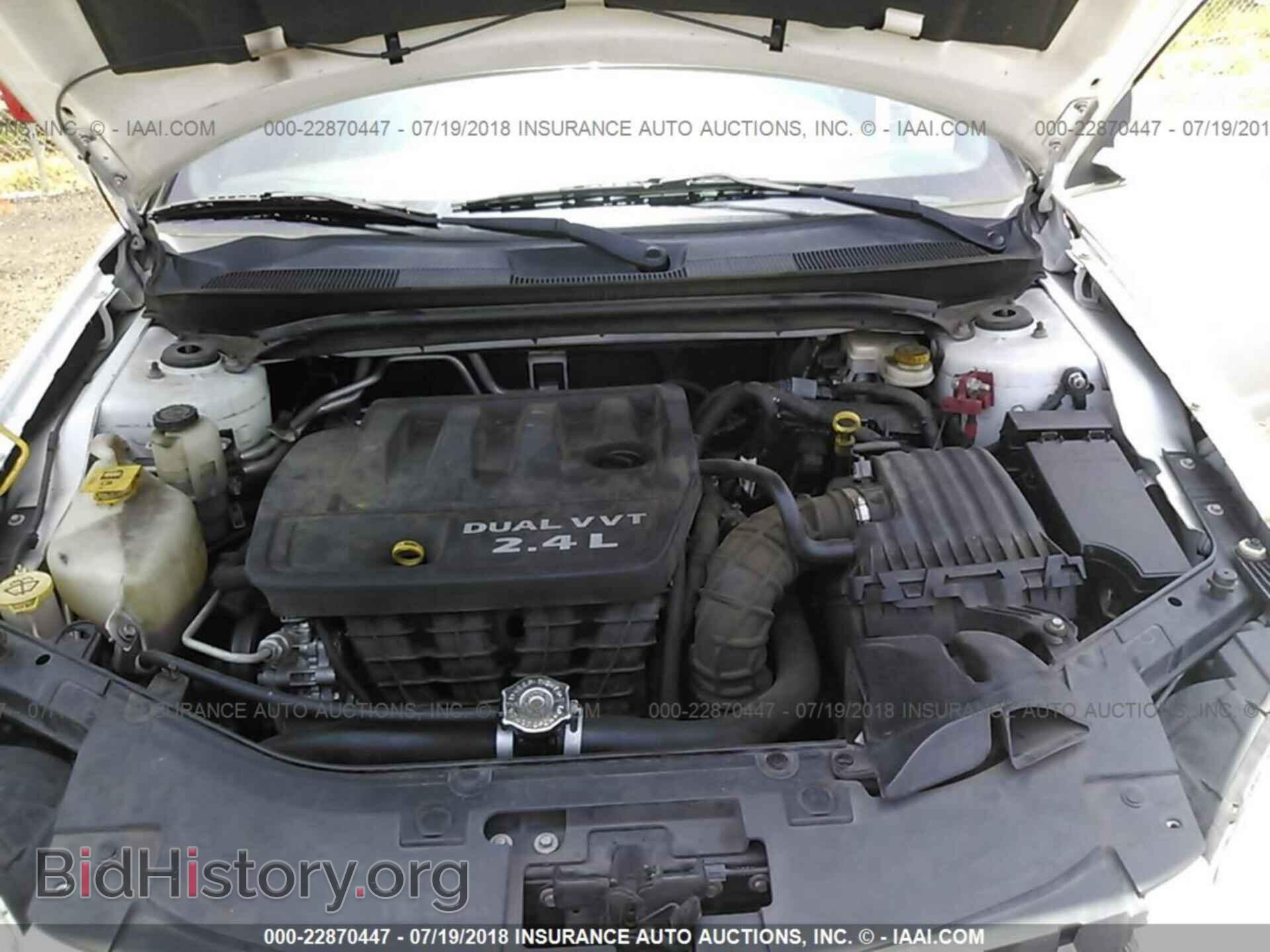 2012 Chrysler 200 - VIN: 1C3CCBAB4CN223203 - Photo 10
