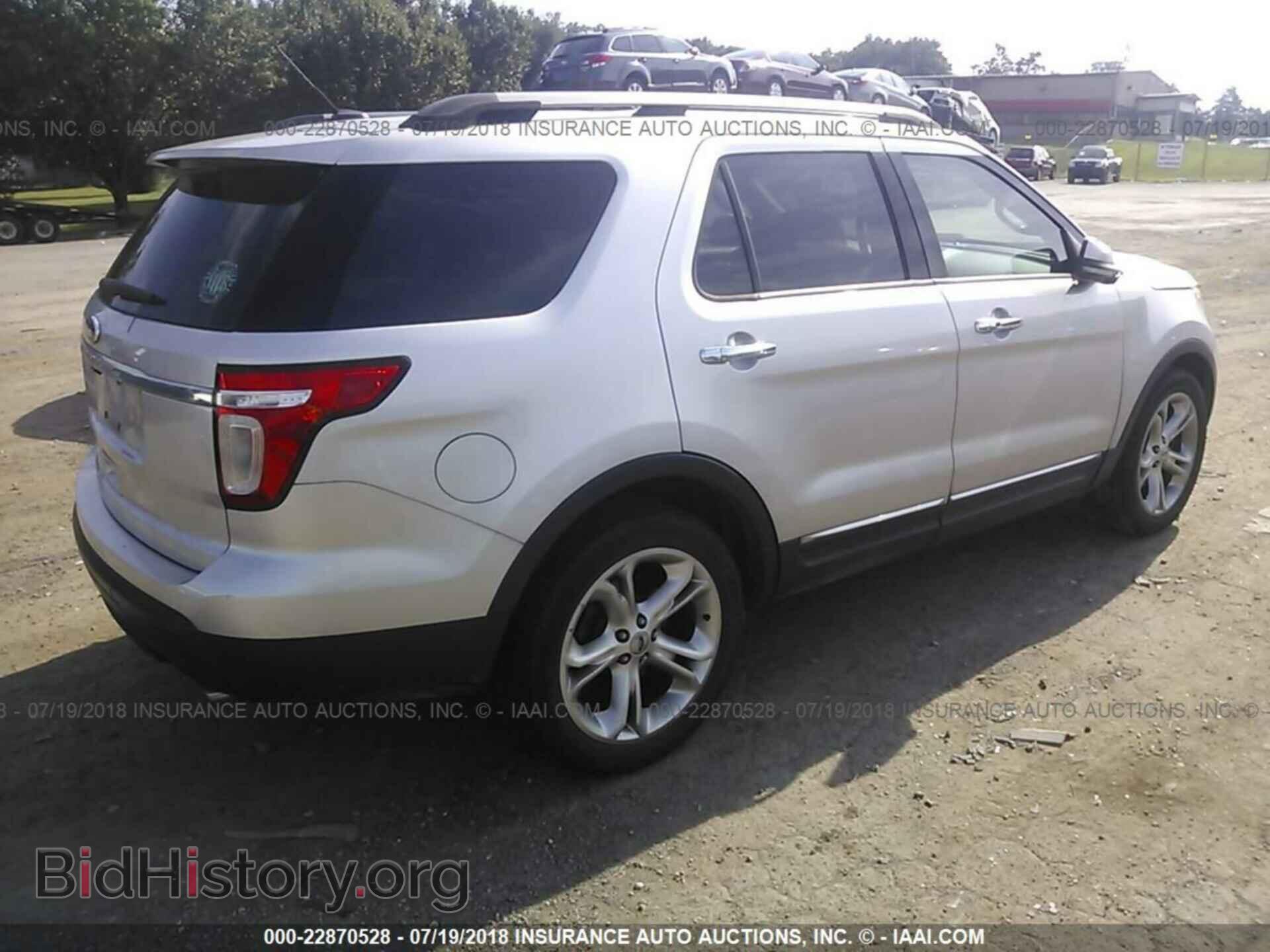 2011 Ford Explorer - VIN: 1FMHK7F85BGA22164 - Фото 4
