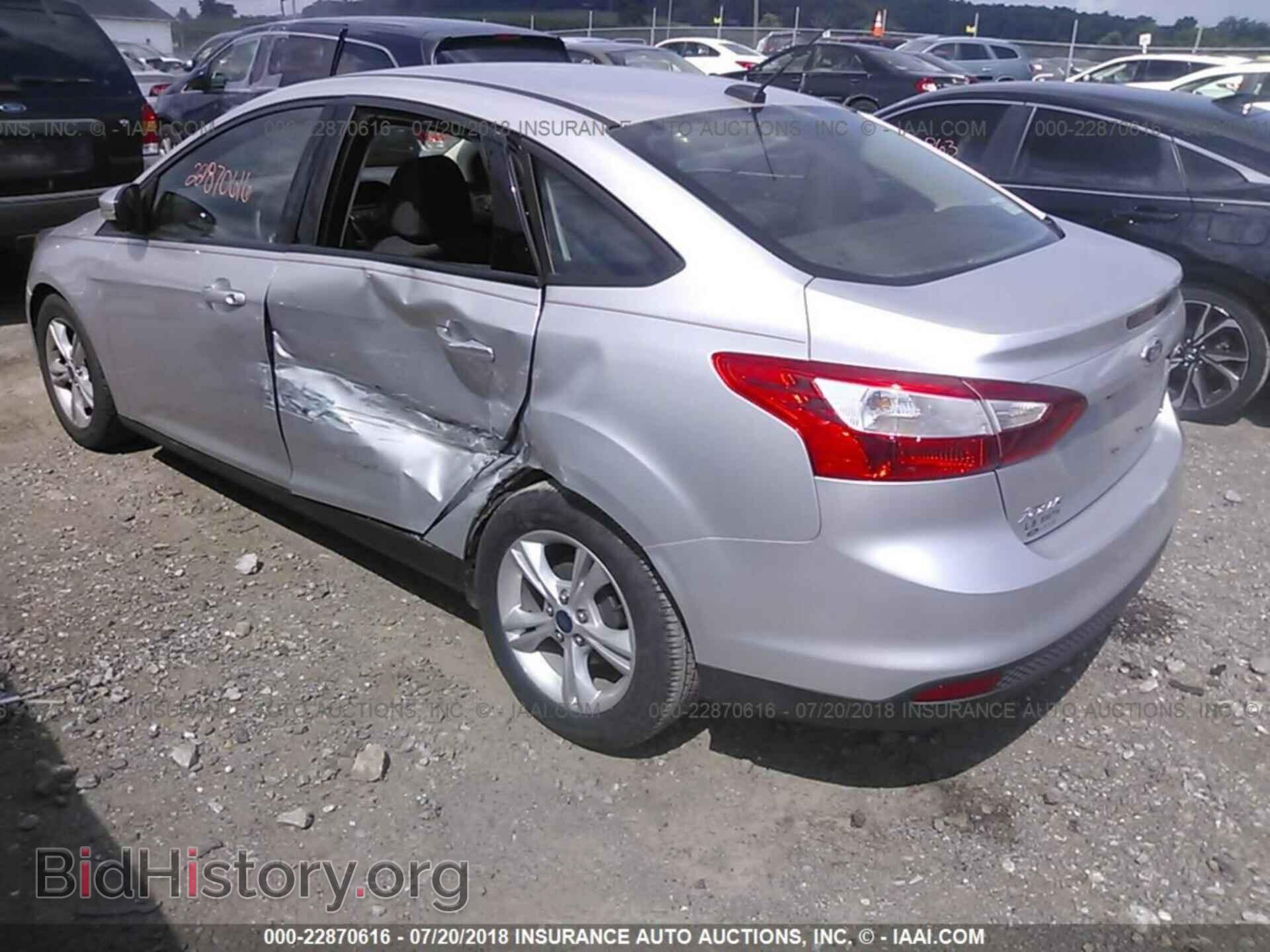 2014 Ford Focus - VIN: 1FADP3F2XEL409447 - Фото 3