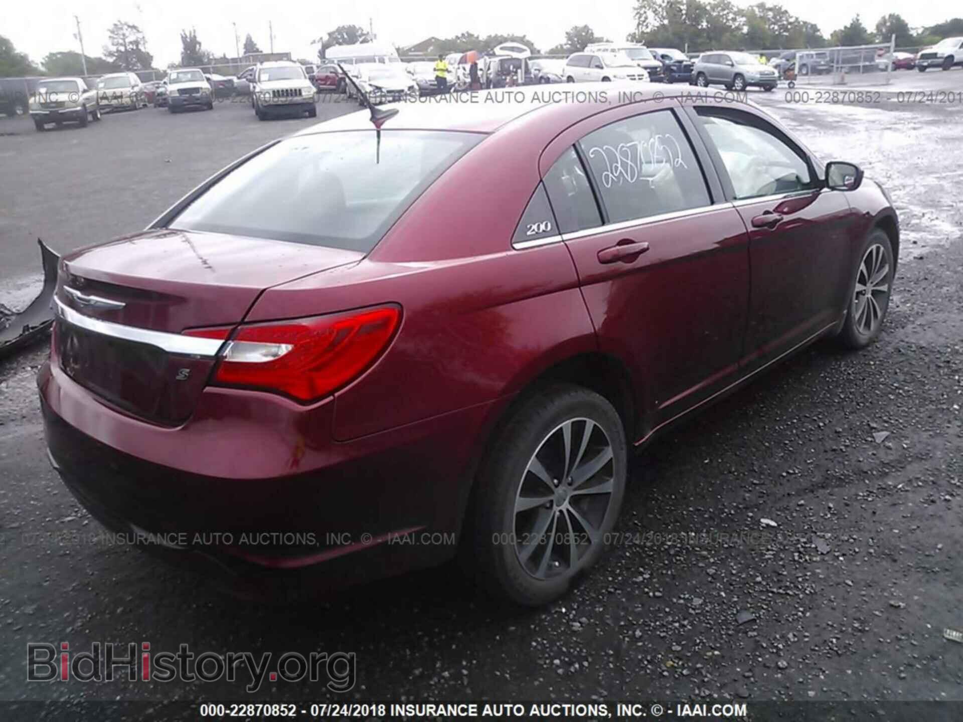 2013 Chrysler 200 - VIN: 1C3CCBBB8DN574955 - Photo 4