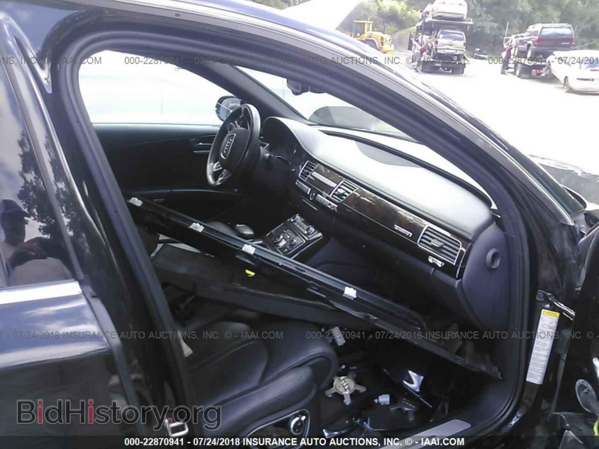 2013 Audi A8 - VIN: WAURGAFD2DN012000 - Фото 5