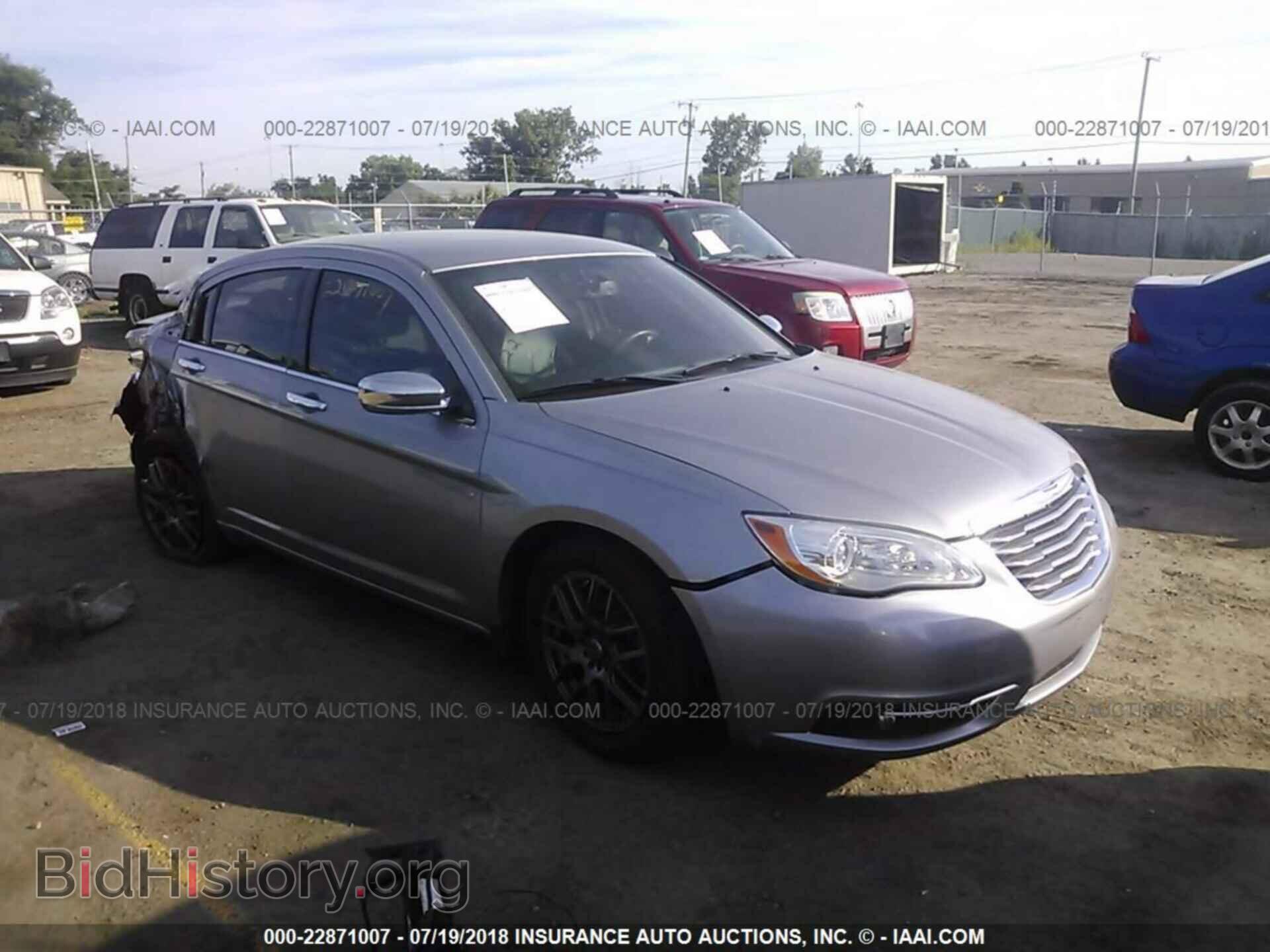 Photo 1C3CCBCGXDN583246 - Chrysler 200 2013