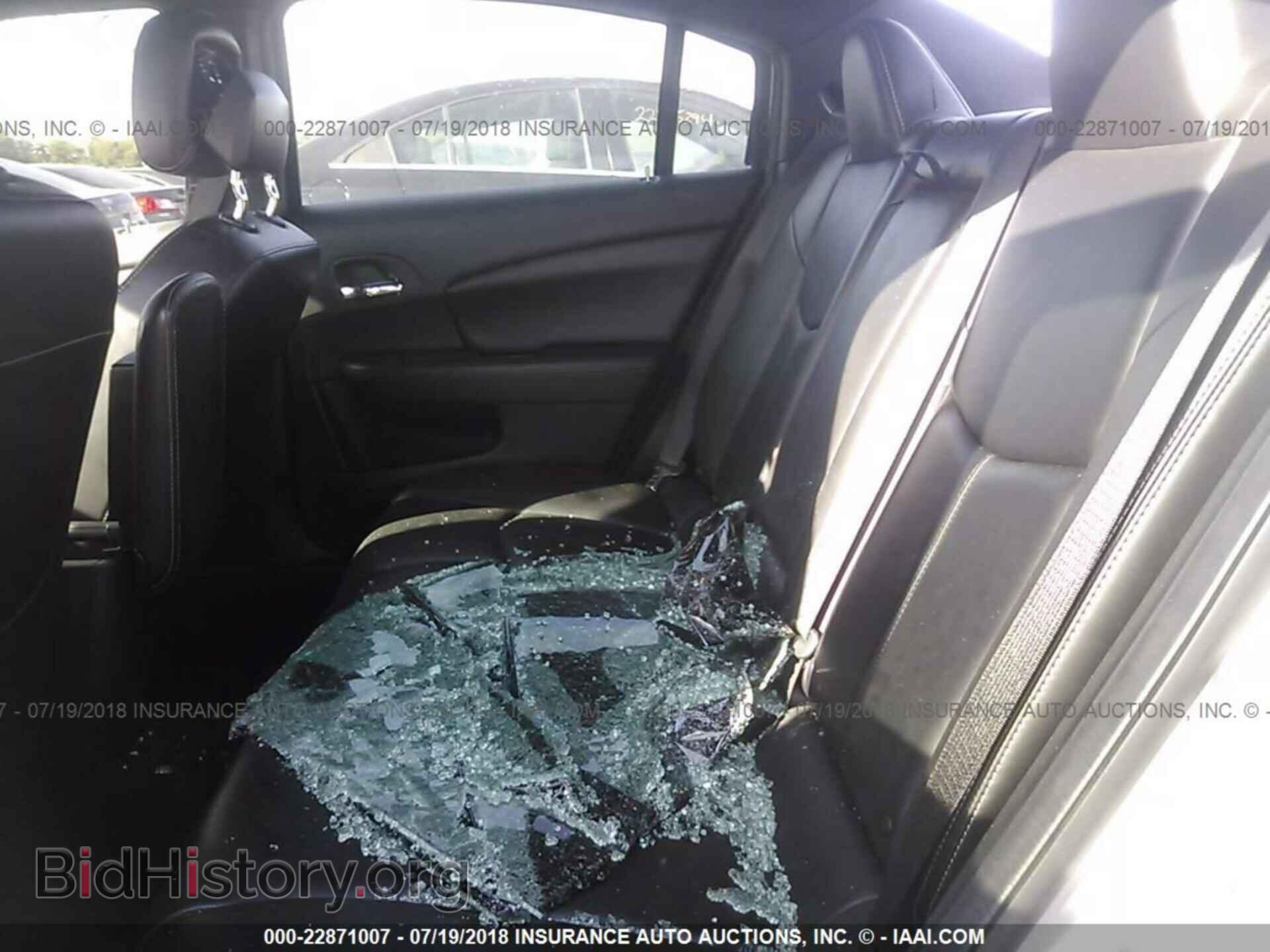 2013 Chrysler 200 - VIN: 1C3CCBCGXDN583246 - Фото 8