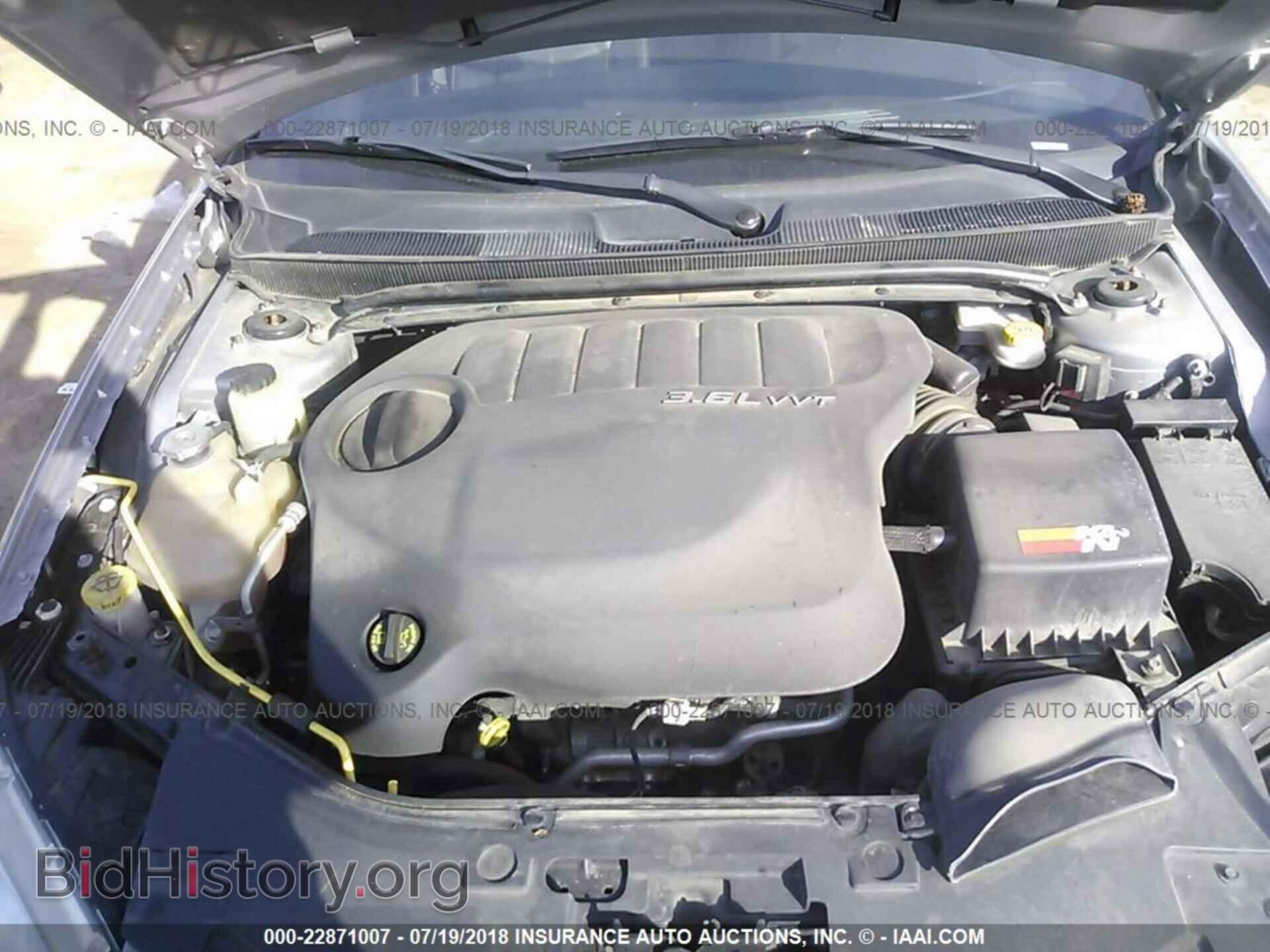2013 Chrysler 200 - VIN: 1C3CCBCGXDN583246 - Фото 10