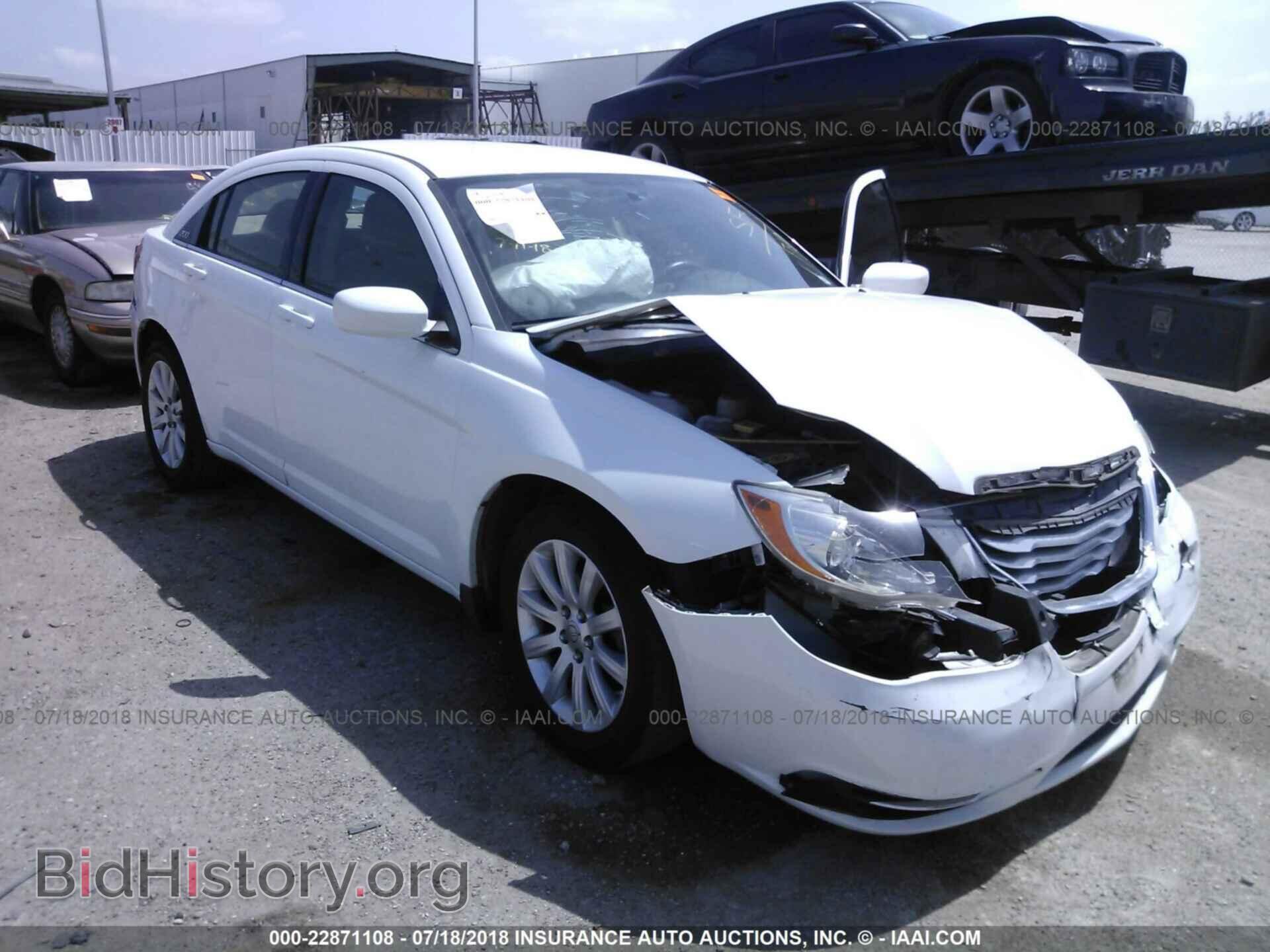 Фотография 1C3CCBBB6CN268979 - Chrysler 200 2012