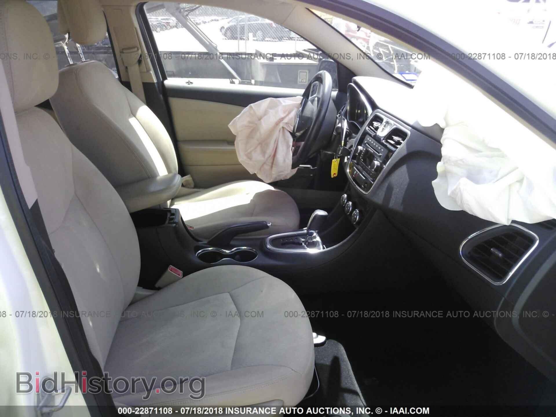 2012 Chrysler 200 - VIN: 1C3CCBBB6CN268979 - Фото 5
